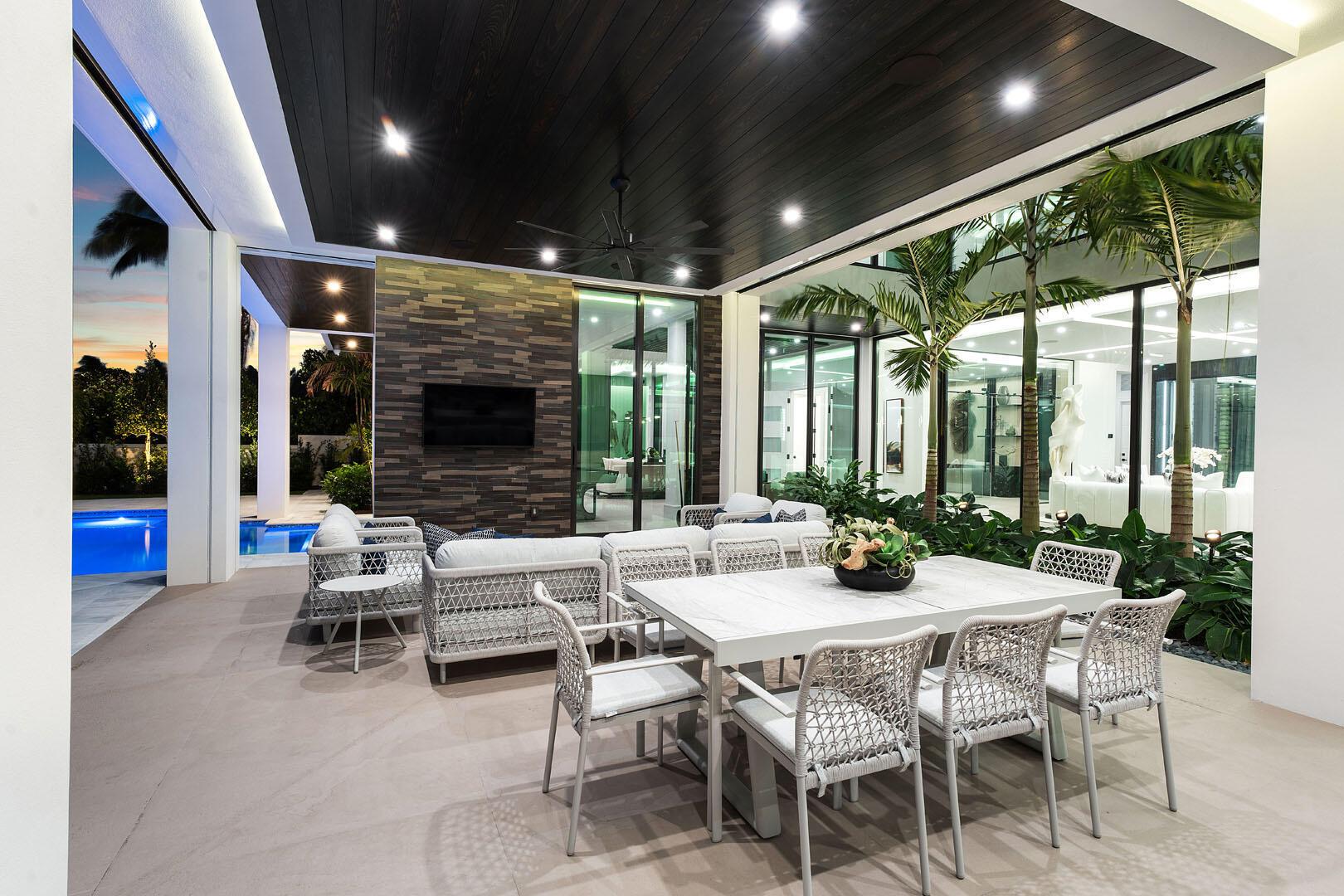 169 W Coconut Palm Rd Boca Raton, FL 33432