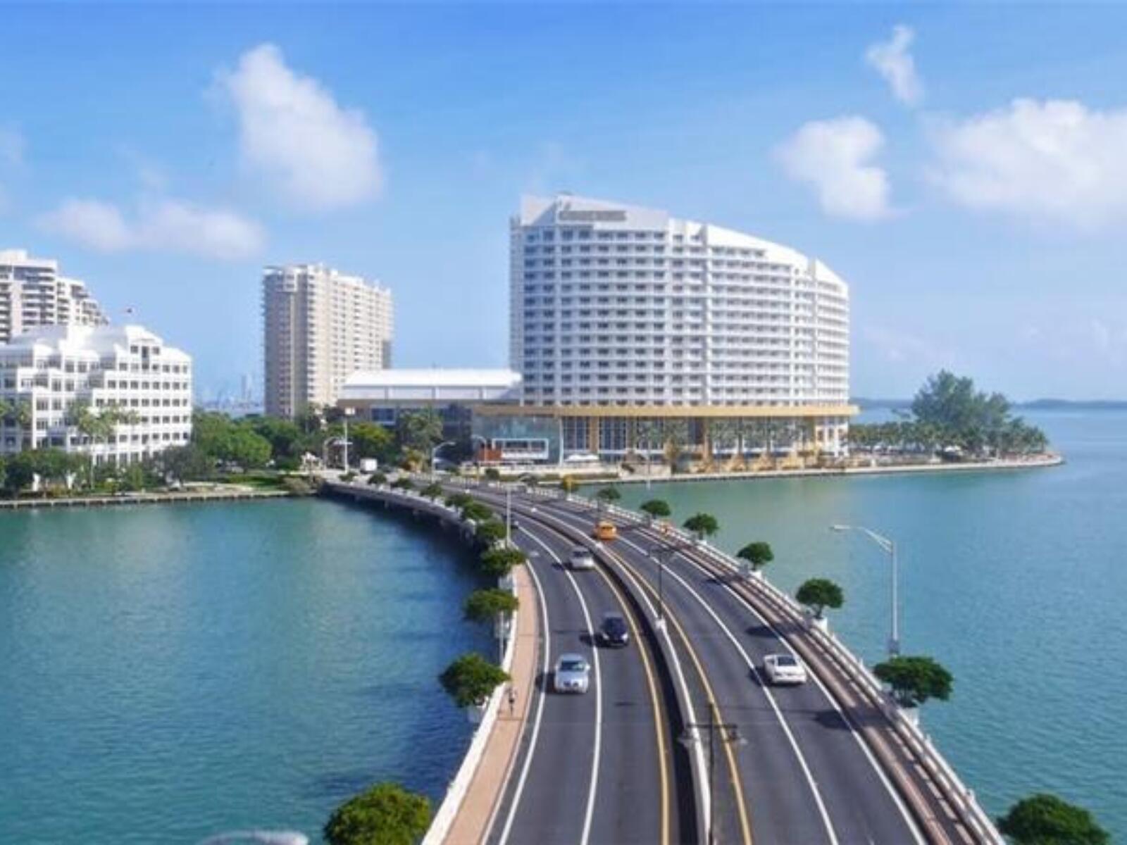 520 Brickell Key Dr #A-1200