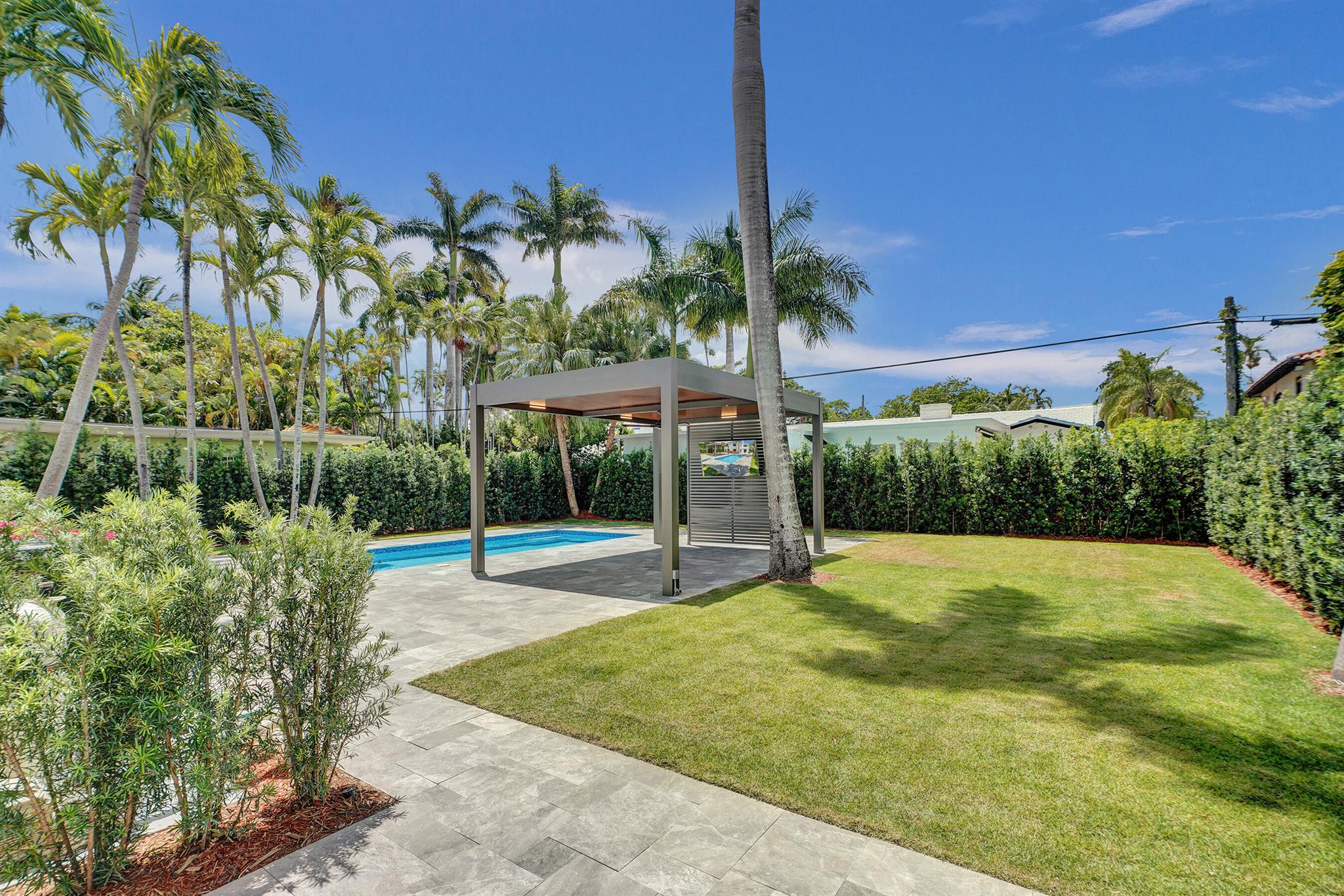 5832 Alton Rd Miami Beach, FL 33140