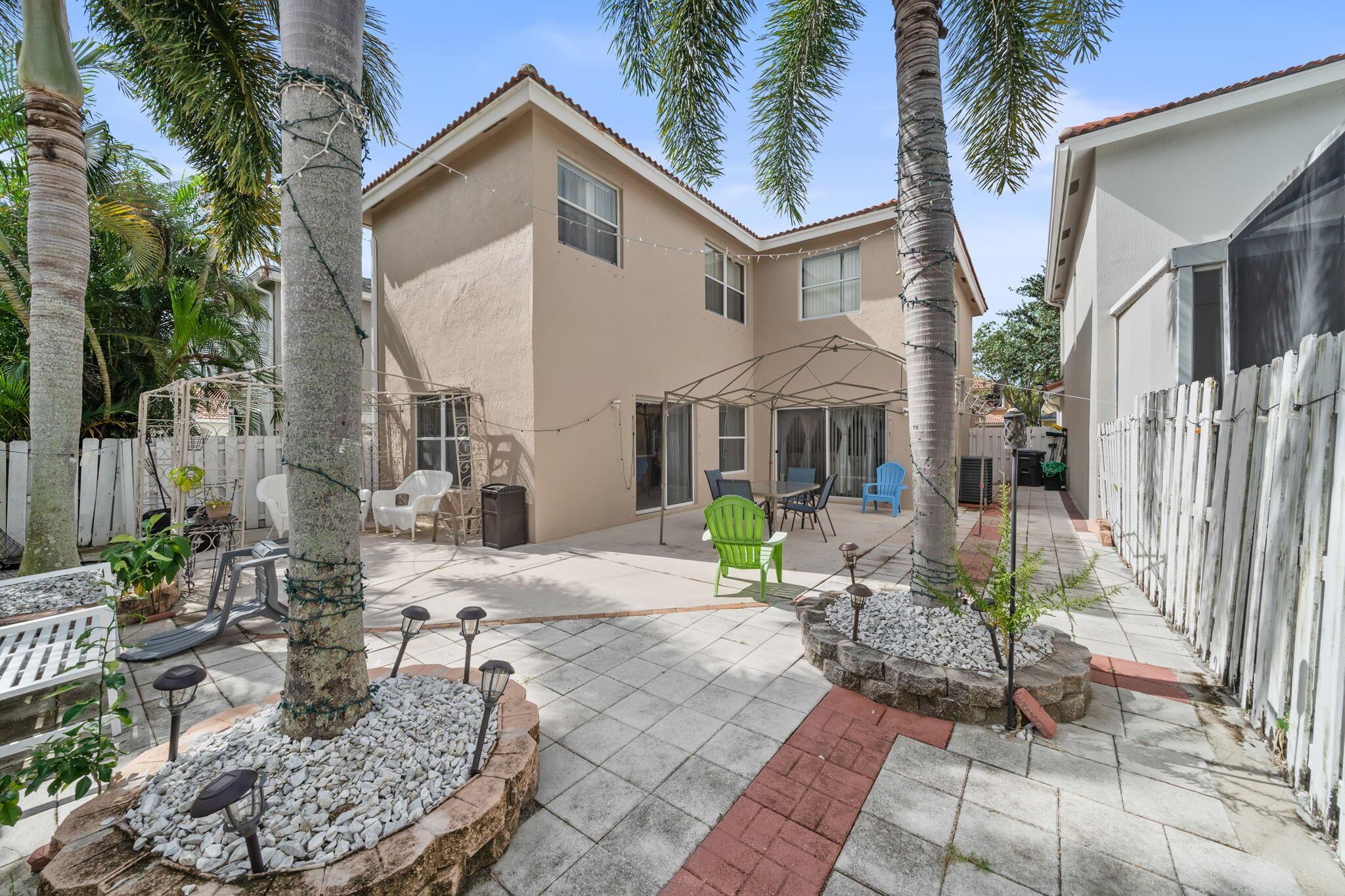 6892 Perdido Bay Ter Lake Worth, FL 33463