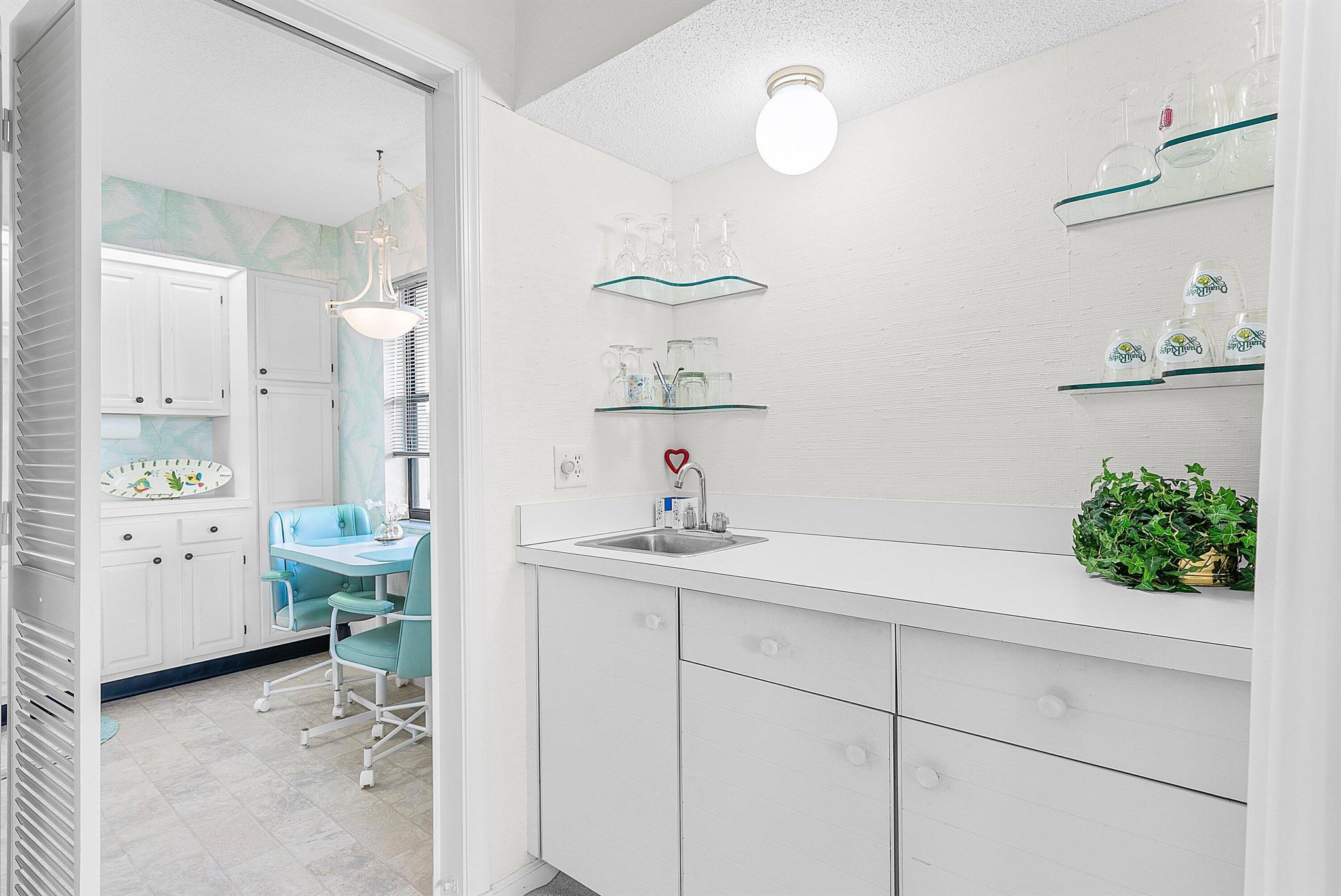 3858 Quail Rdg Dr #Blue Heron Boynton Beach, FL 33436