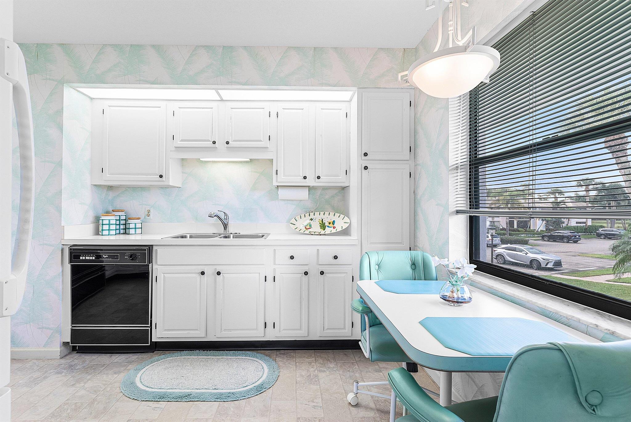 3858 Quail Rdg Dr #Blue Heron Boynton Beach, FL 33436