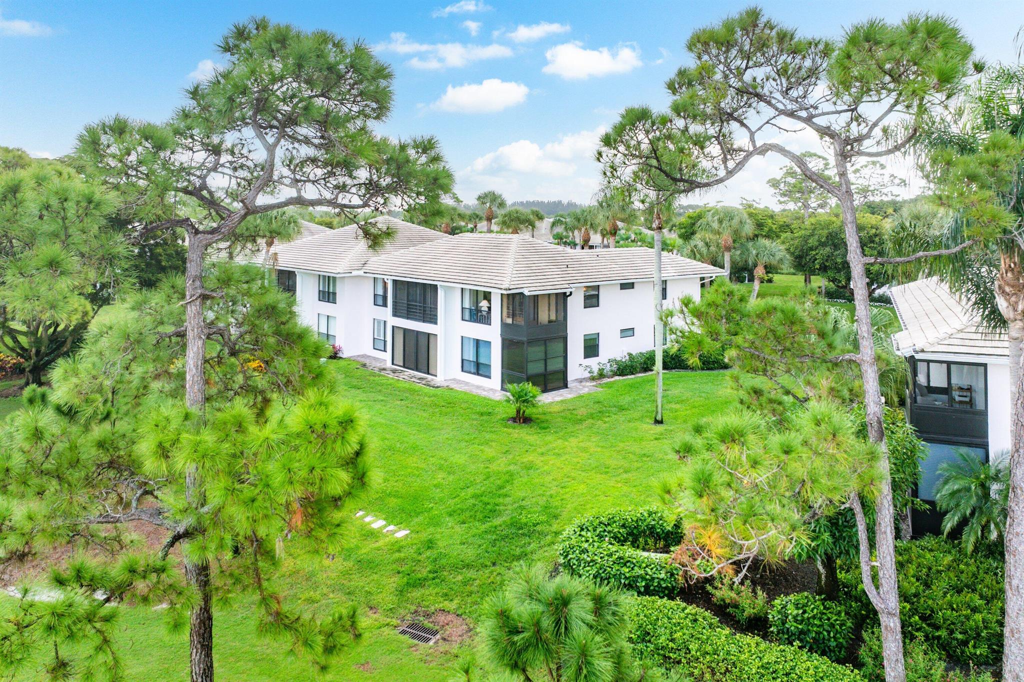 3858 Quail Rdg Dr #Blue Heron Boynton Beach, FL 33436