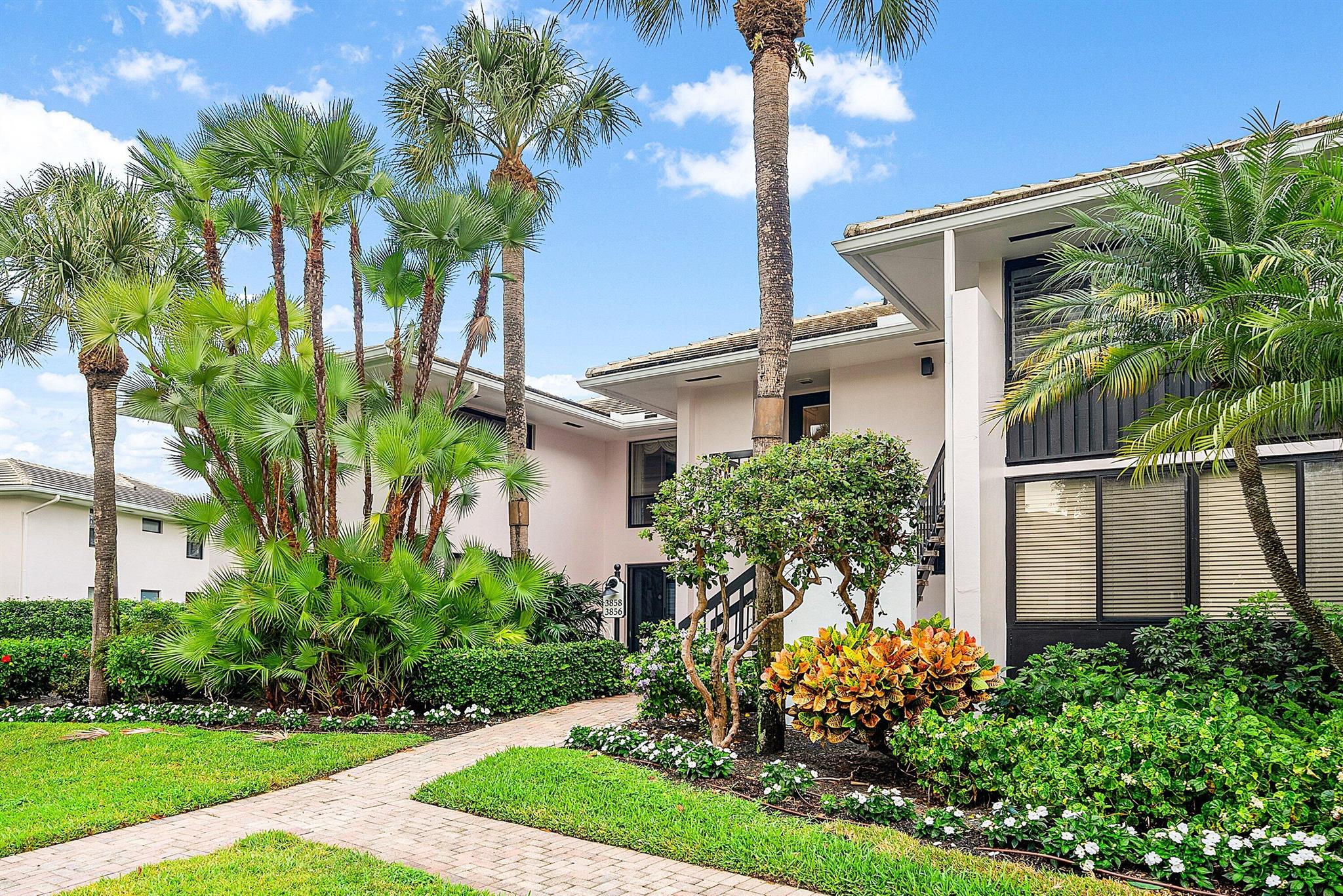 3858 Quail Rdg Dr #Blue Heron Boynton Beach, FL 33436