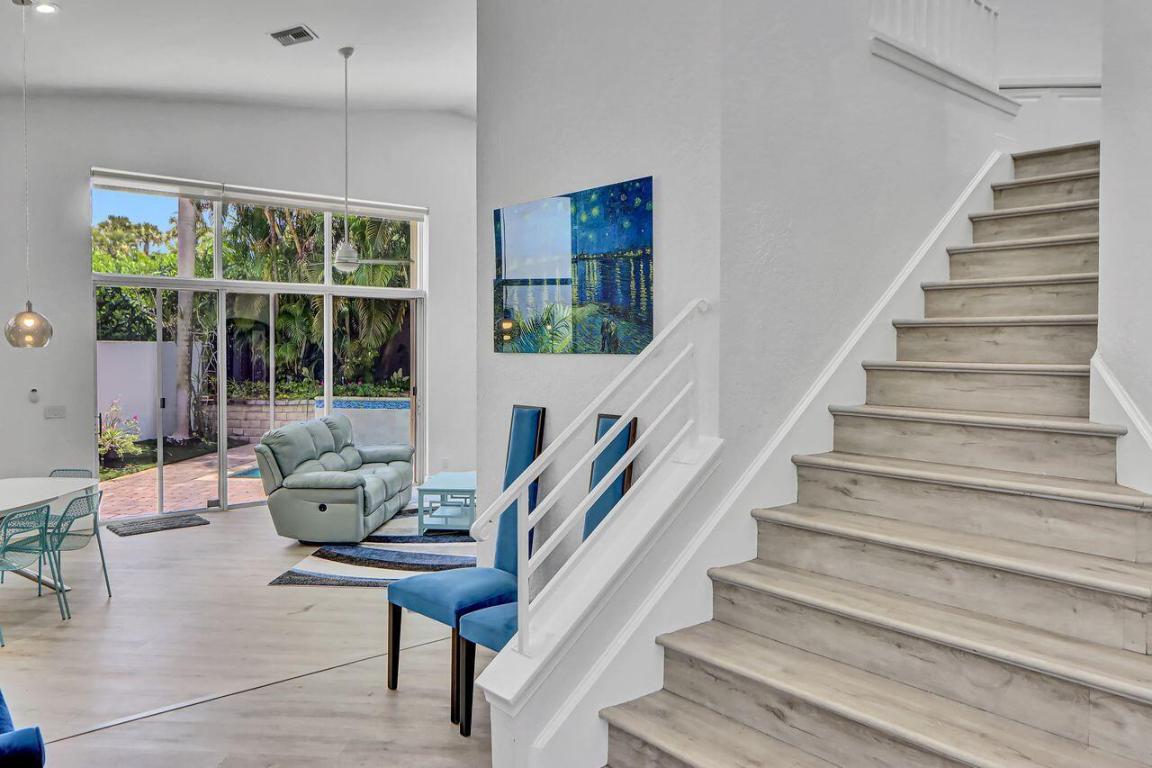 6631 NW 43rd Boca Raton, FL 33496