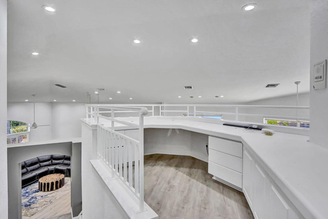 6631 NW 43rd Boca Raton, FL 33496