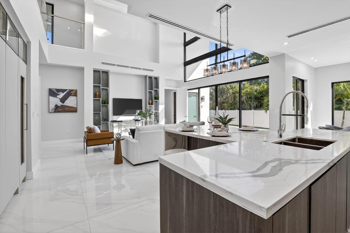 750 NE 16th Fort Lauderdale, FL 33304