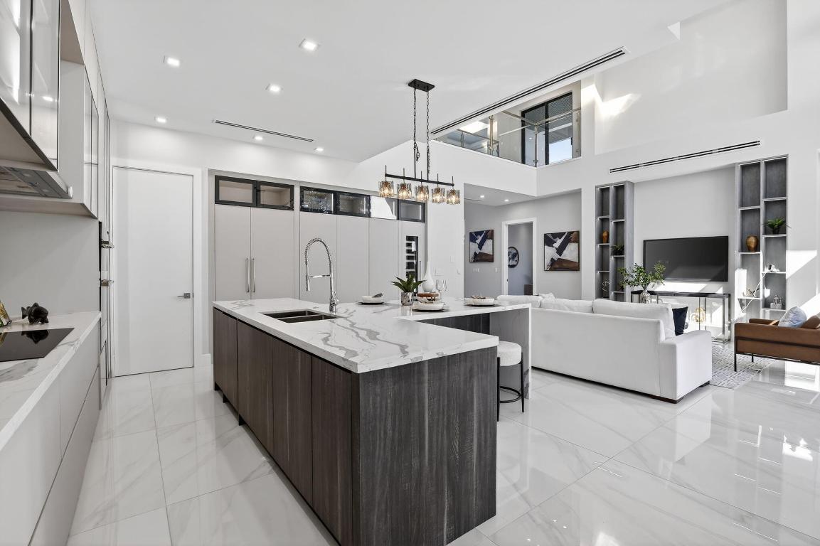 750 NE 16th Fort Lauderdale, FL 33304