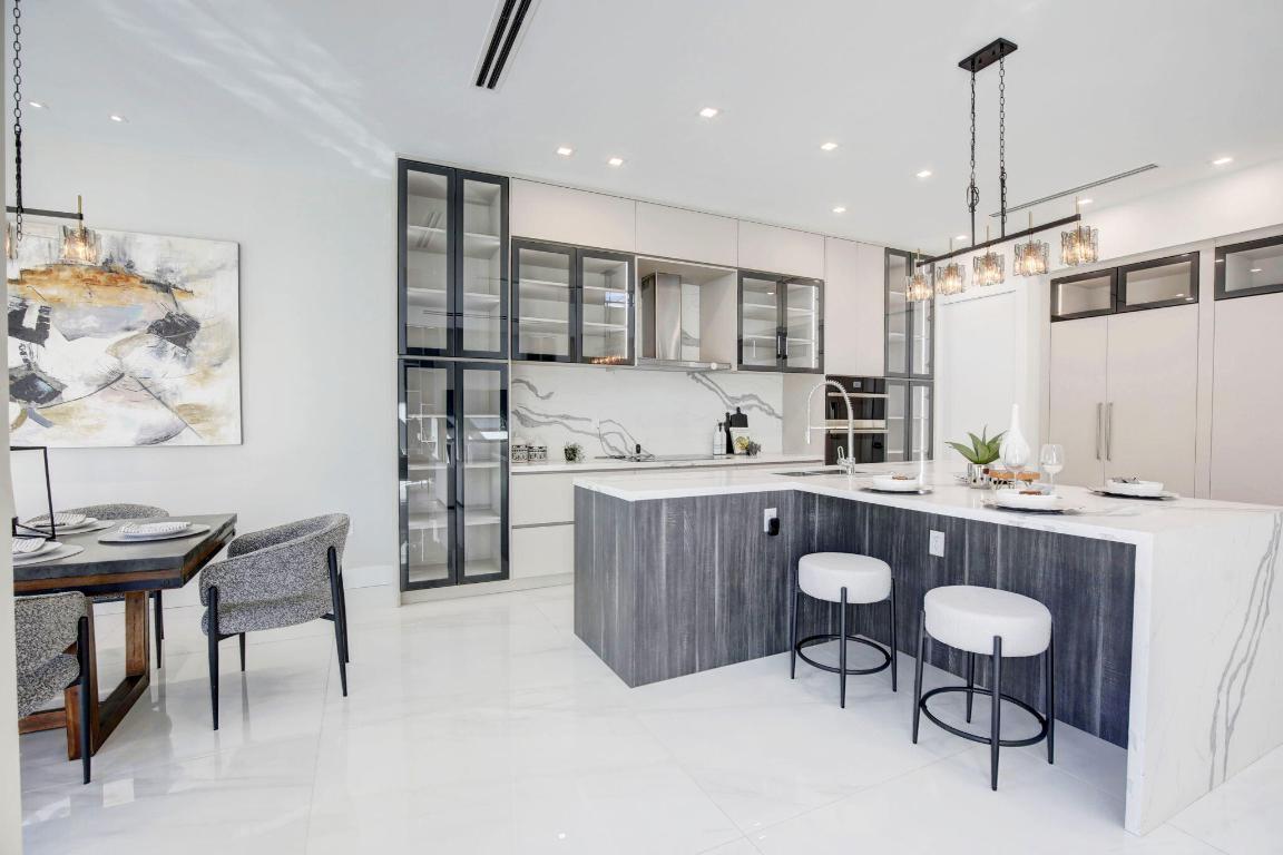 750 NE 16th Fort Lauderdale, FL 33304