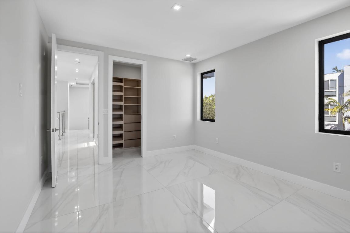 750 NE 16th Fort Lauderdale, FL 33304