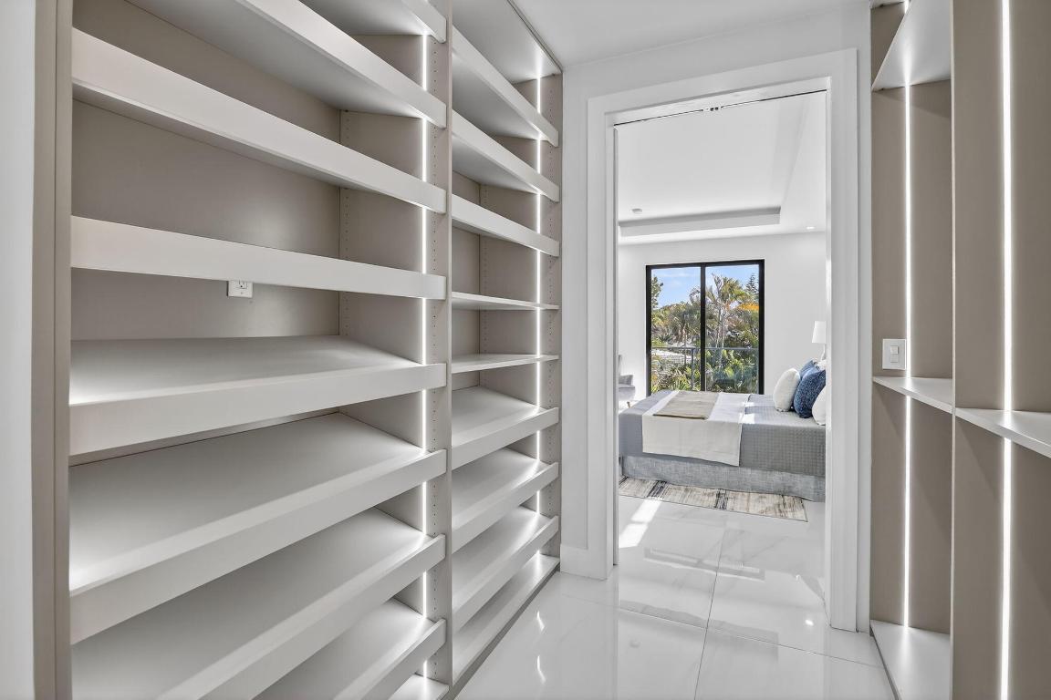 750 NE 16th Fort Lauderdale, FL 33304