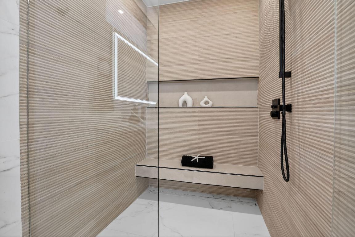 750 NE 16th Fort Lauderdale, FL 33304