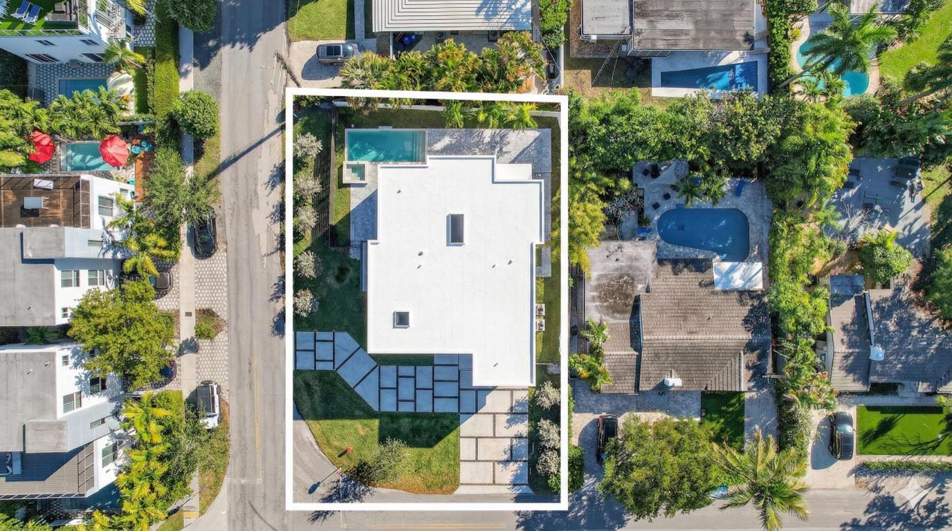 750 NE 16th Fort Lauderdale, FL 33304