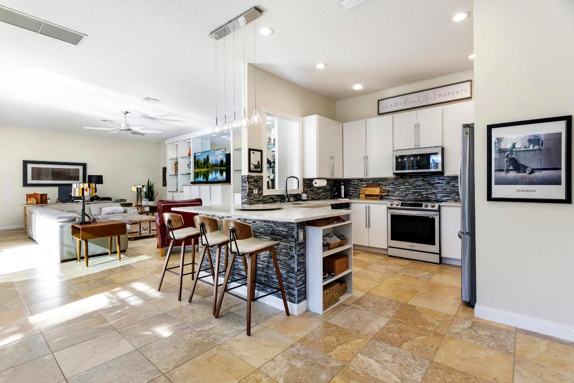 418 San Remo Jupiter, FL 33458