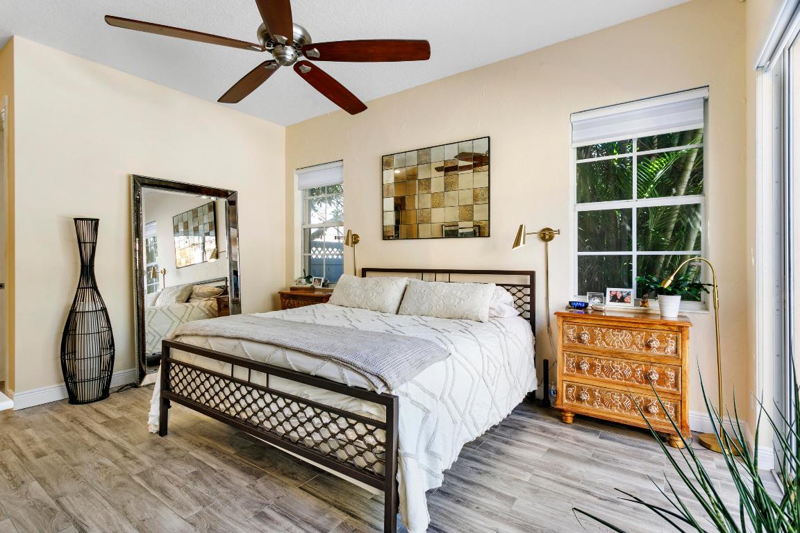 418 San Remo Jupiter, FL 33458