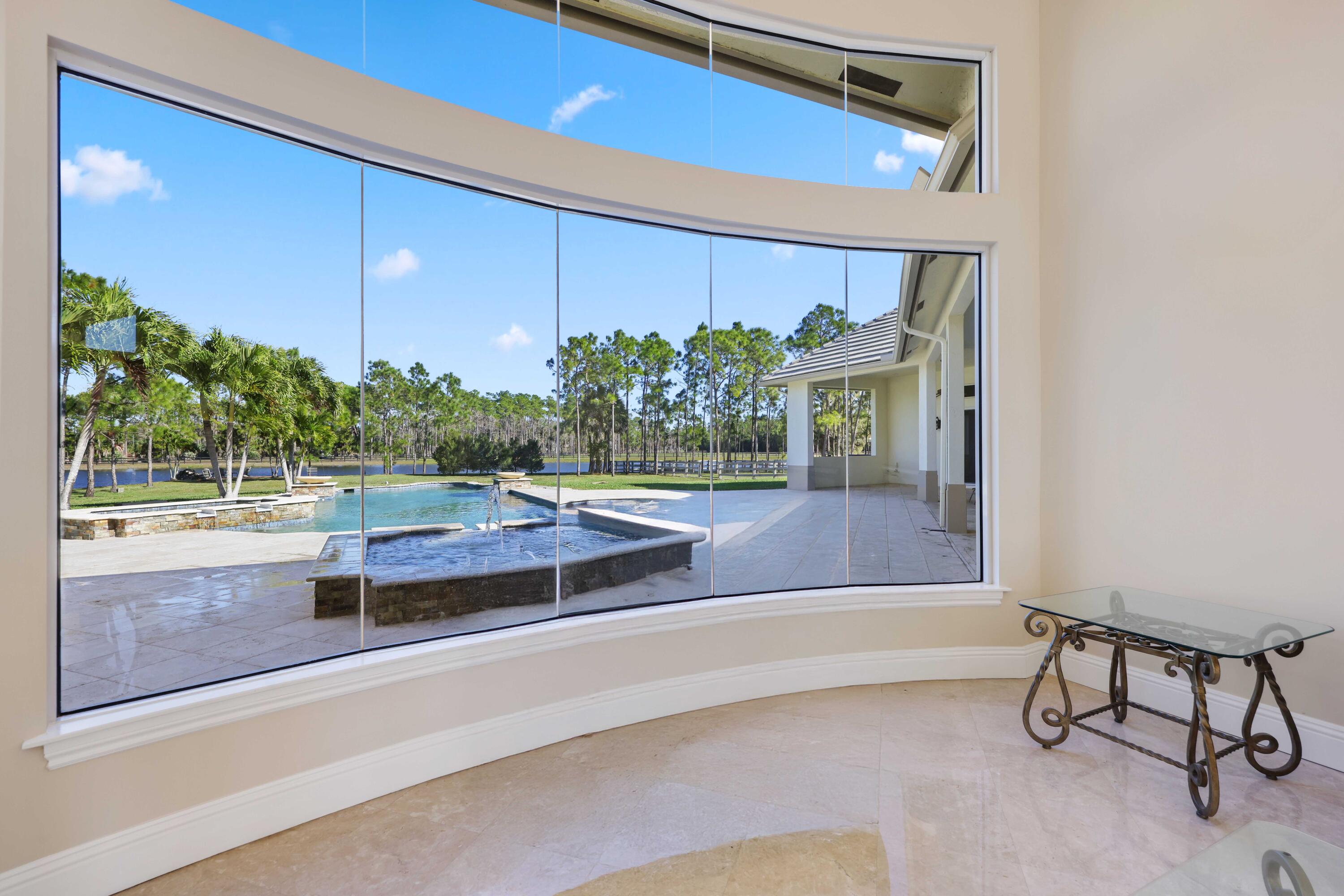 11581 Manatee Lake Worth, FL 33449