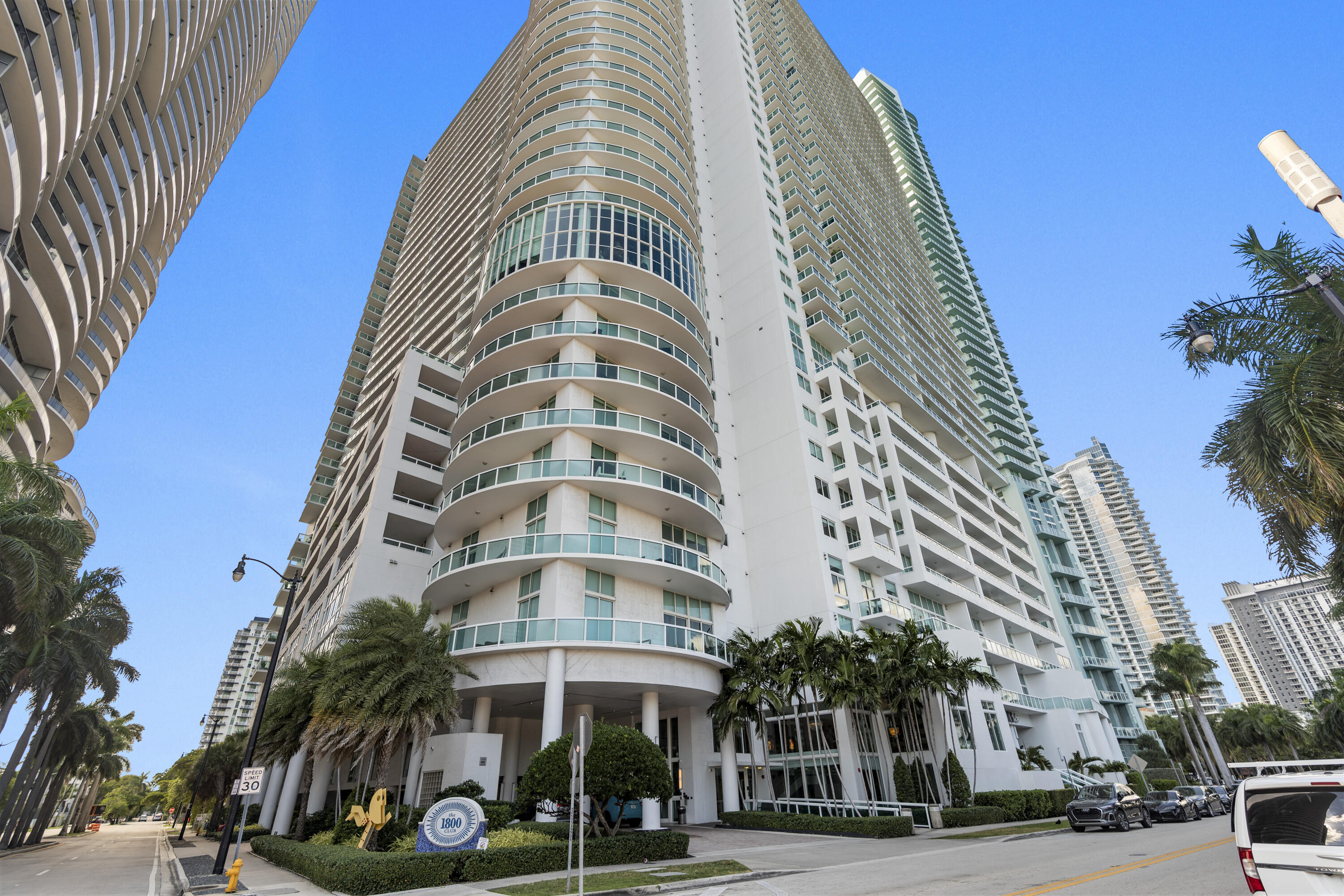 1800 N Bayshore #3802