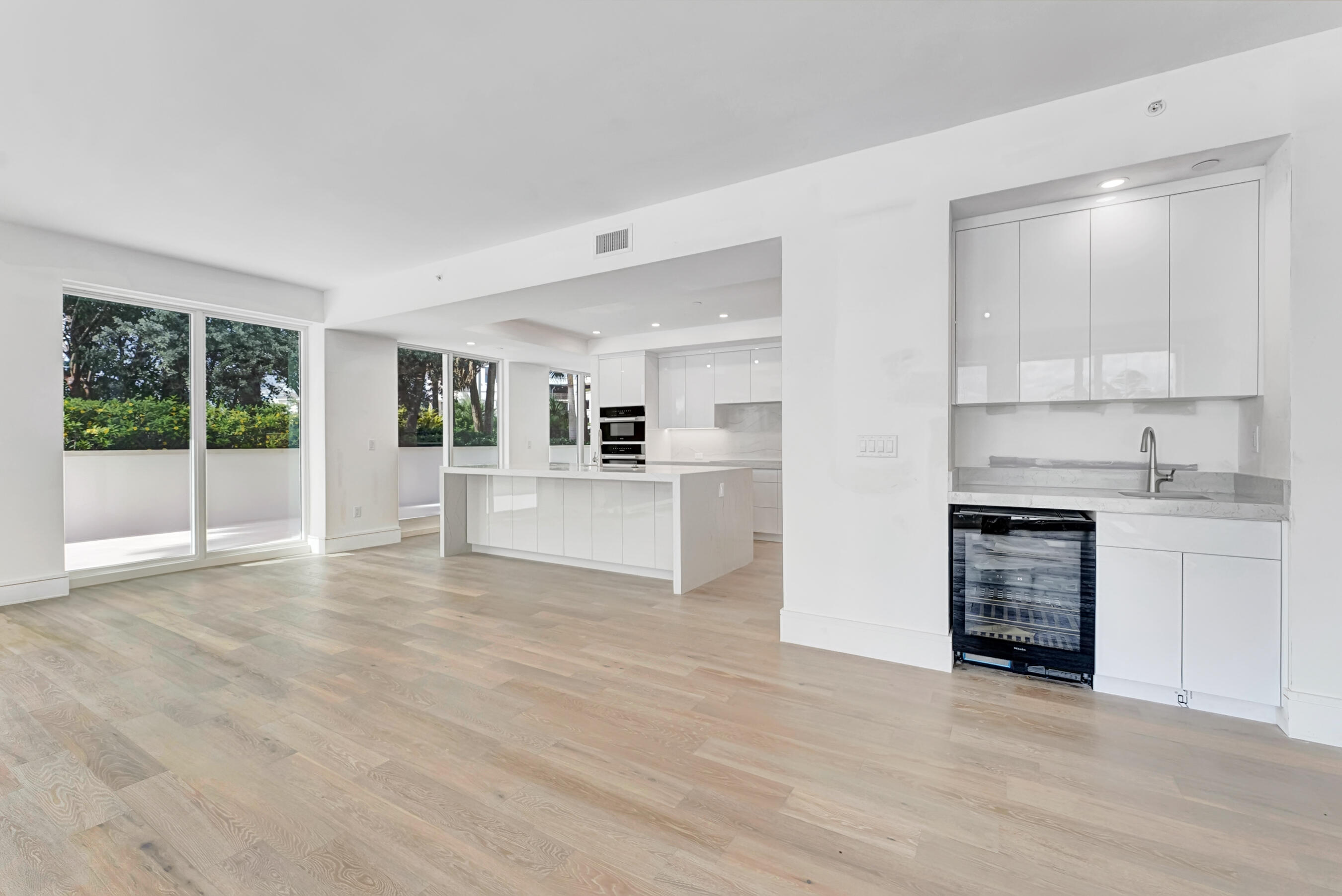 1 S Coastal #201 Jupiter, FL 33477