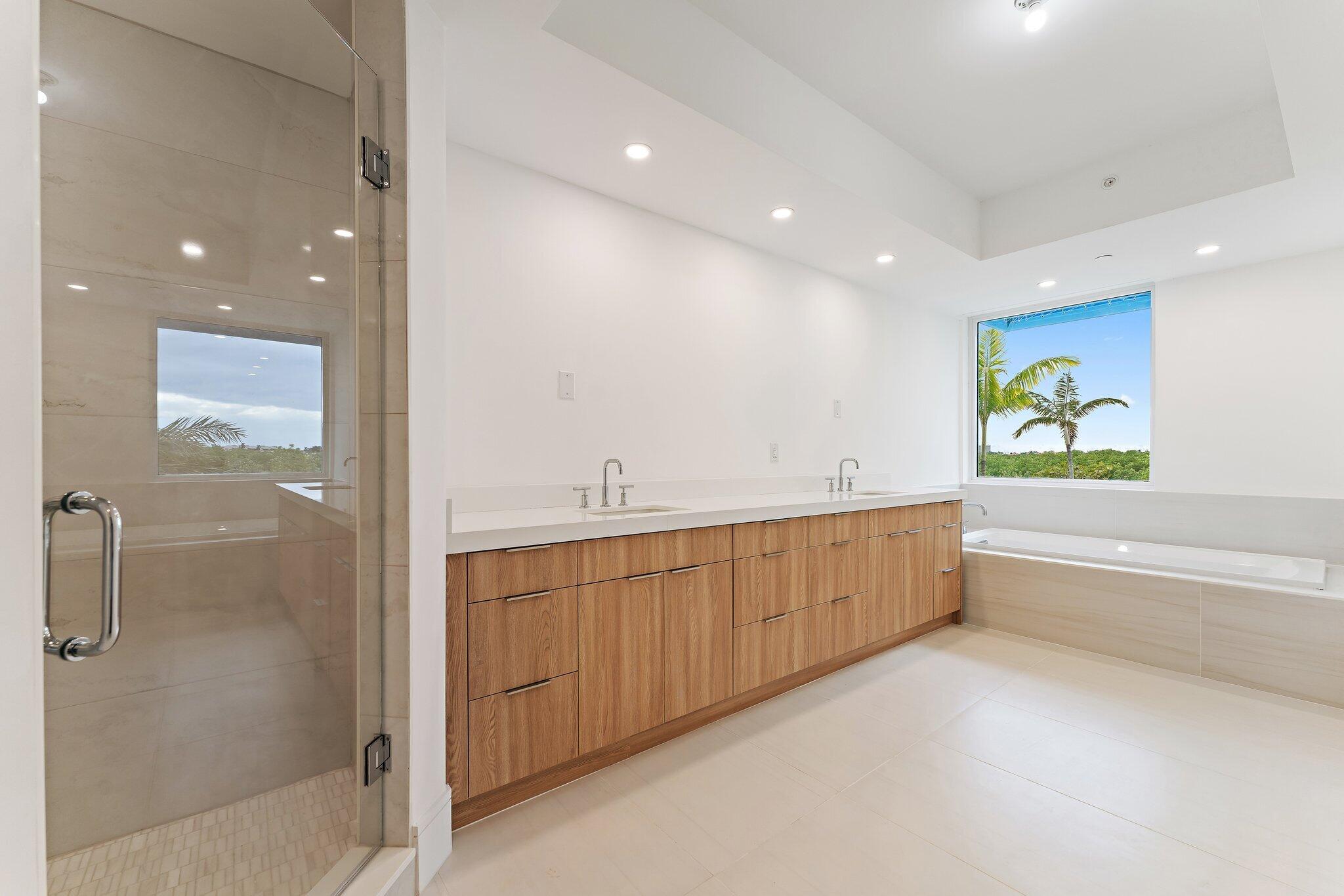 1 S Coastal #201 Jupiter, FL 33477