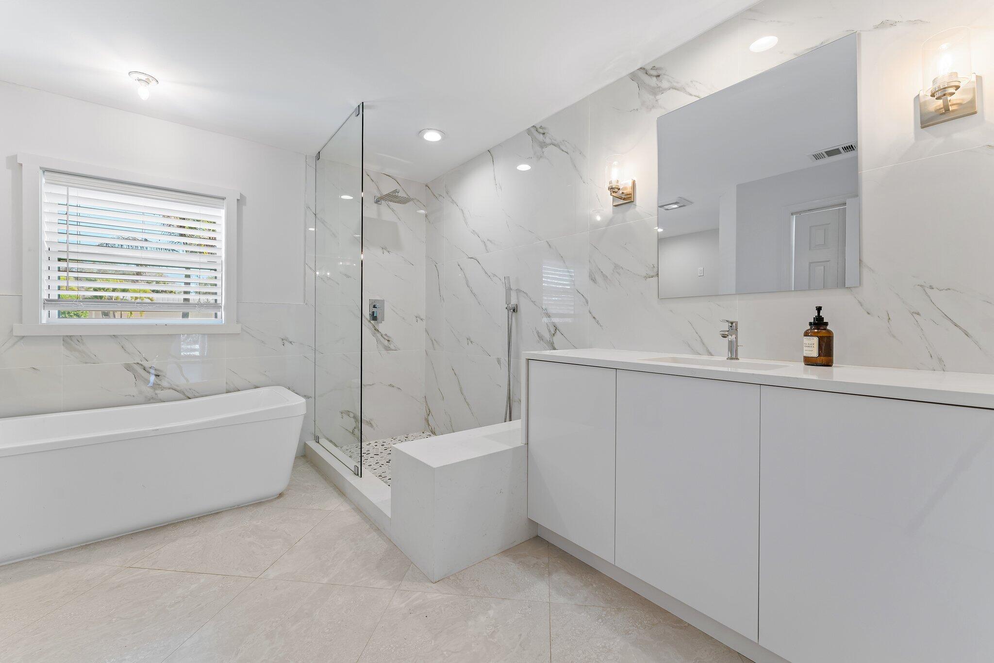 5883 Set N Sun Jupiter, FL 33458