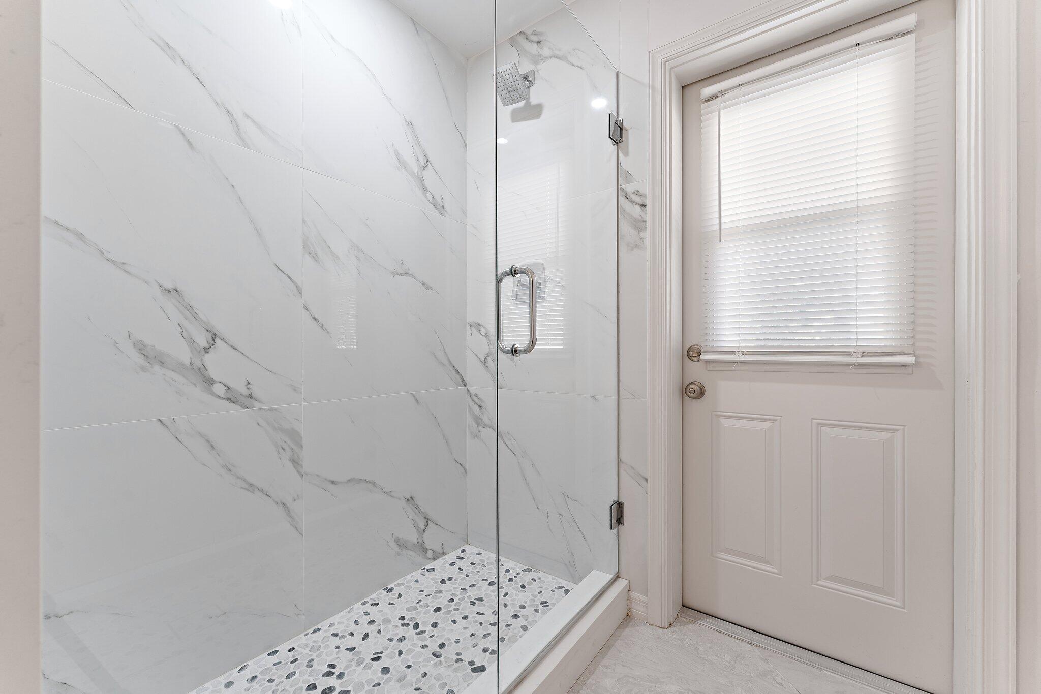 5883 Set N Sun Jupiter, FL 33458