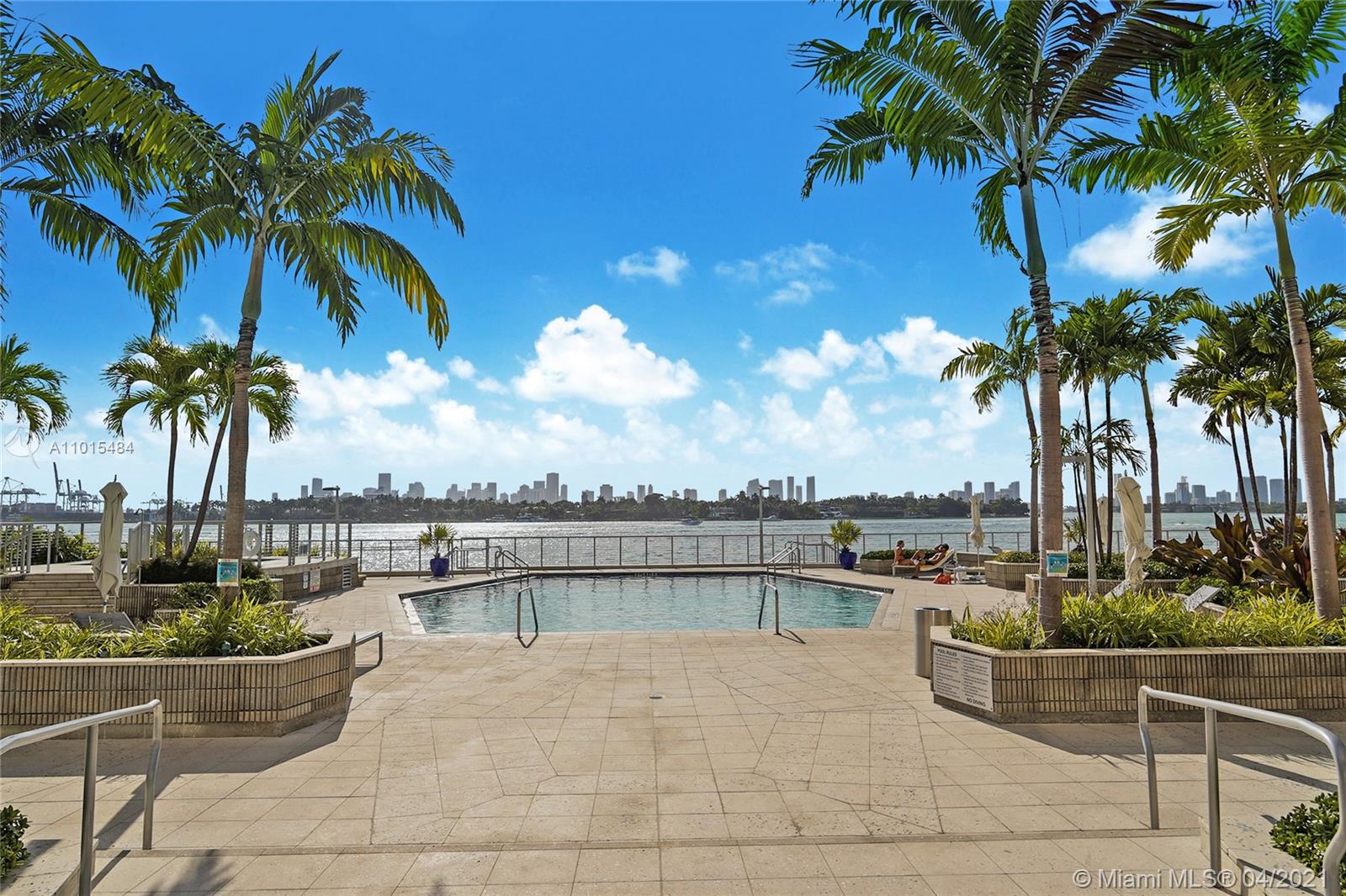 800 West Ave #435