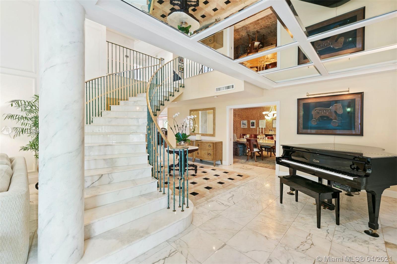 9990 Old Cutler Rd Coral Gables, FL 33156