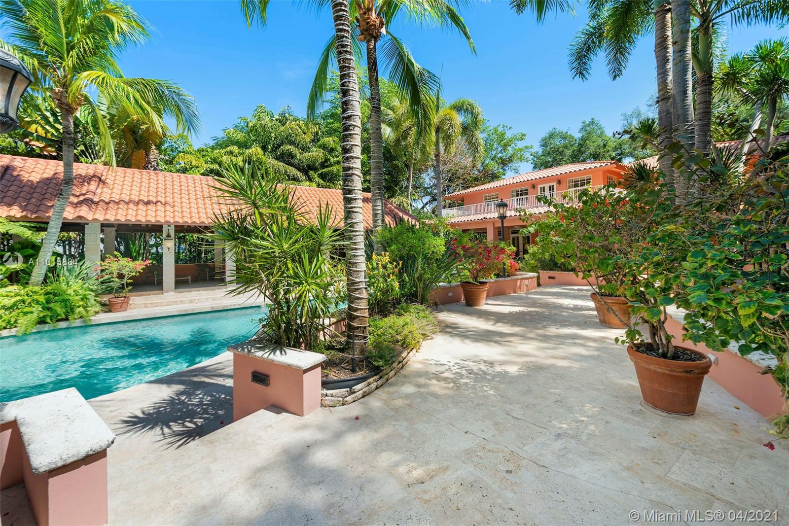 9990 Old Cutler Rd Coral Gables, FL 33156