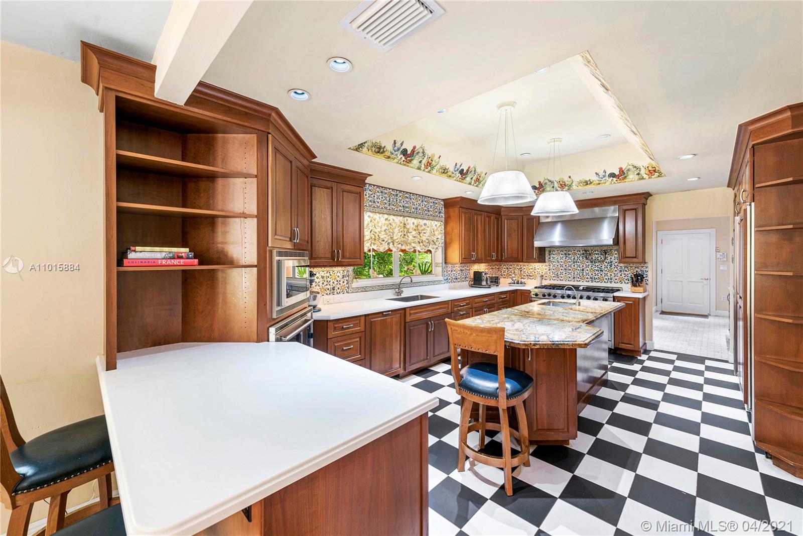 9990 Old Cutler Rd Coral Gables, FL 33156