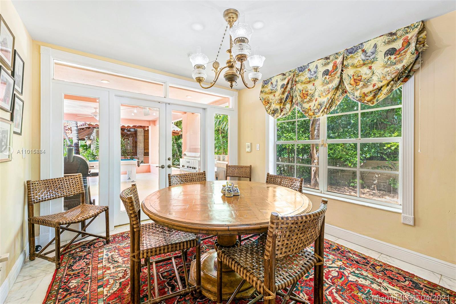 9990 Old Cutler Rd Coral Gables, FL 33156