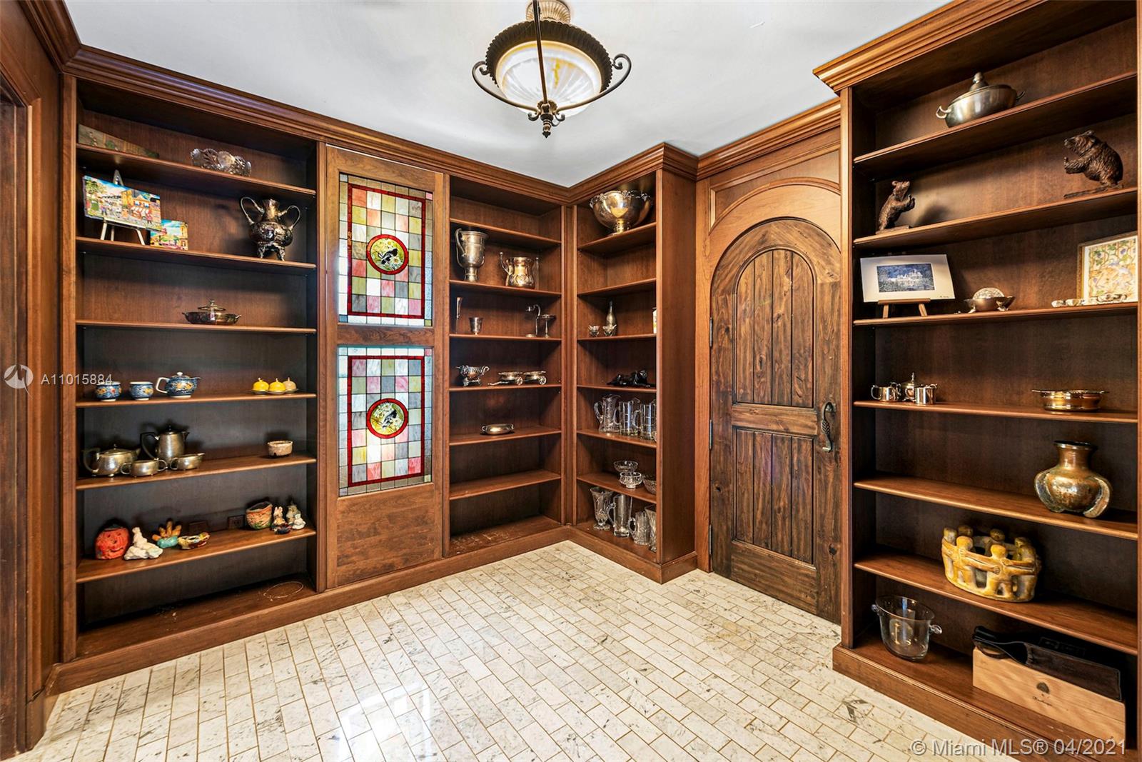 9990 Old Cutler Rd Coral Gables, FL 33156