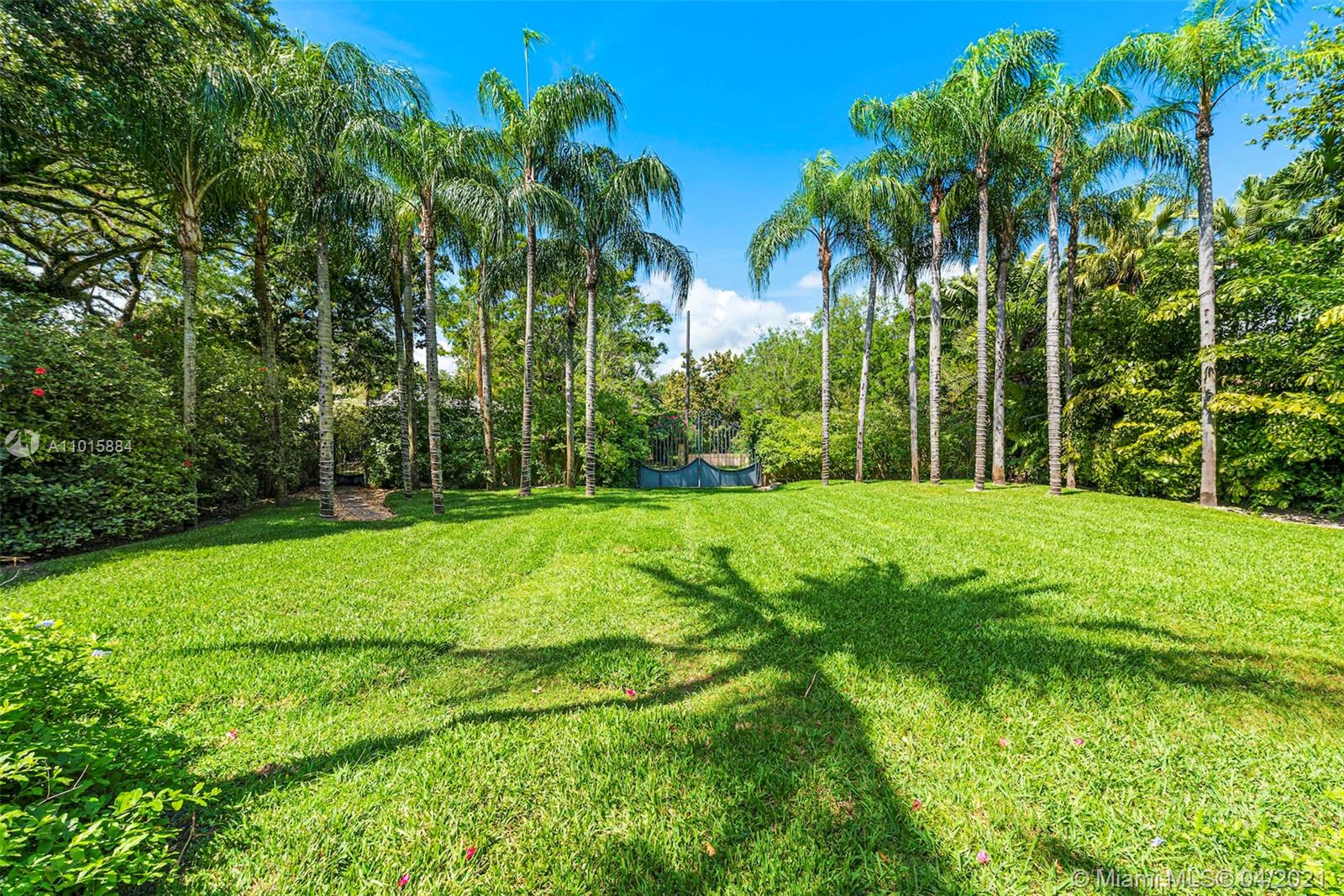 9990 Old Cutler Rd Coral Gables, FL 33156