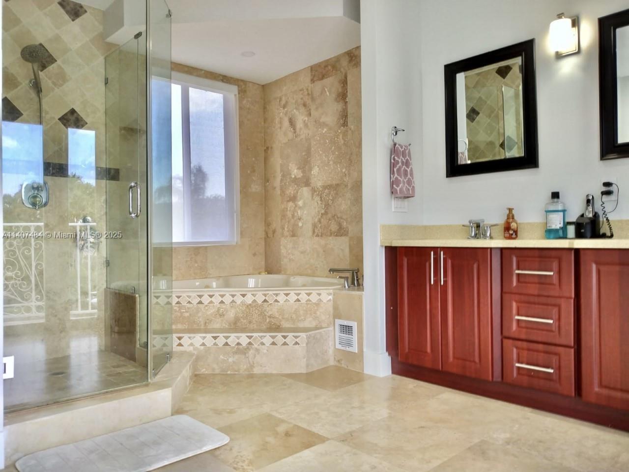 13240 Ortega Ln North Miami, FL 33181