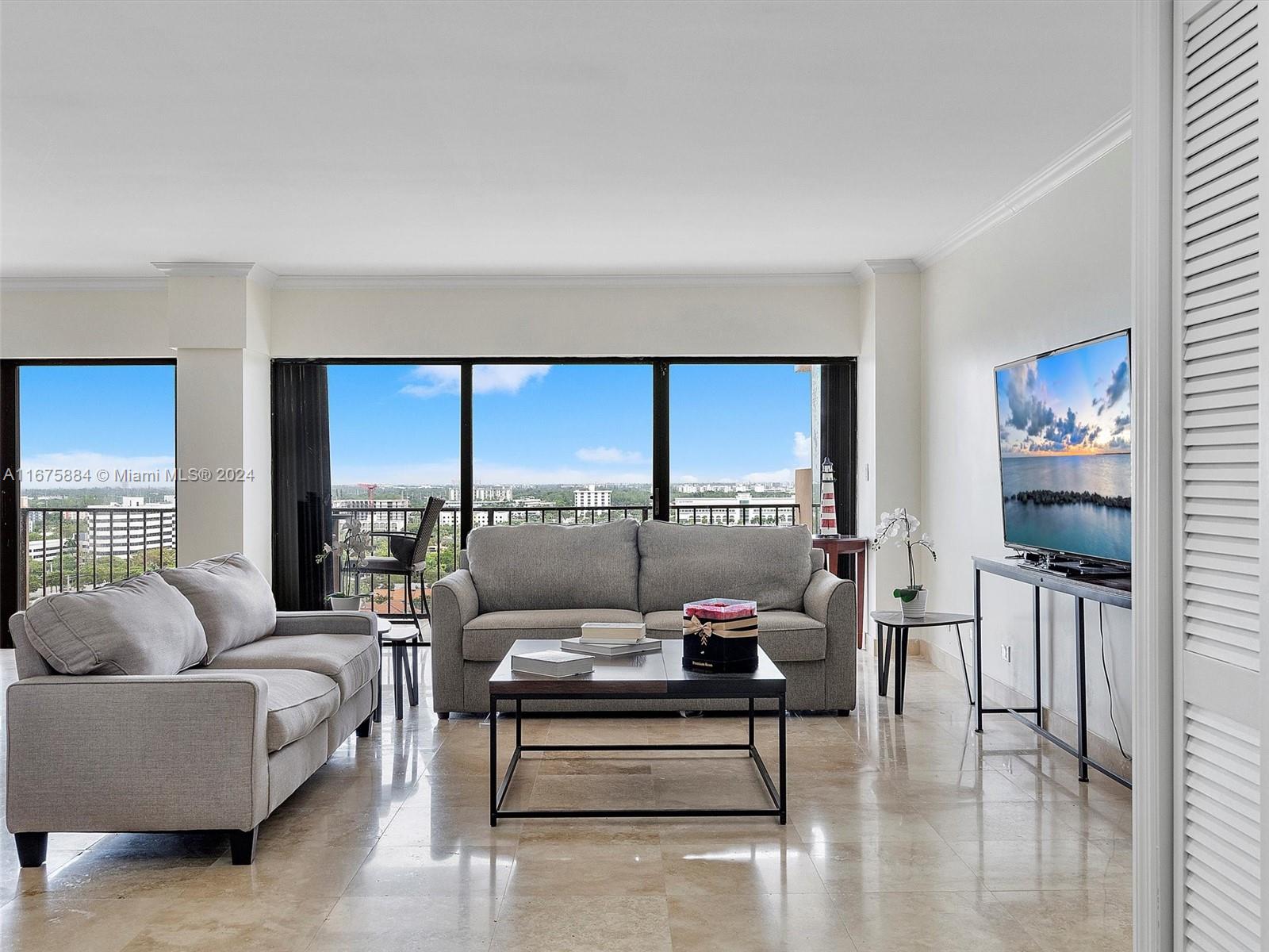 image CRICKET CLUB CONDO1