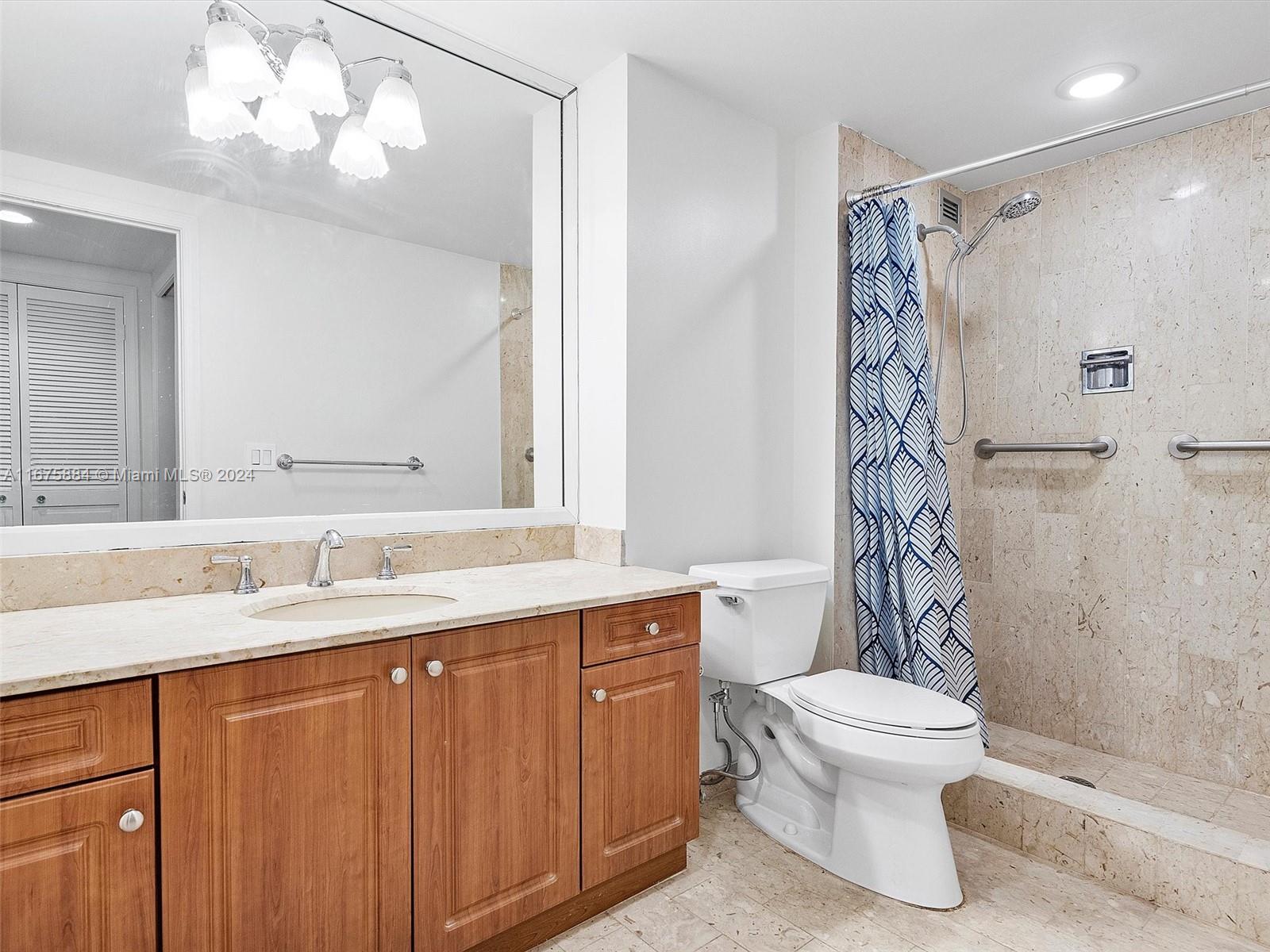 image CRICKET CLUB CONDO25