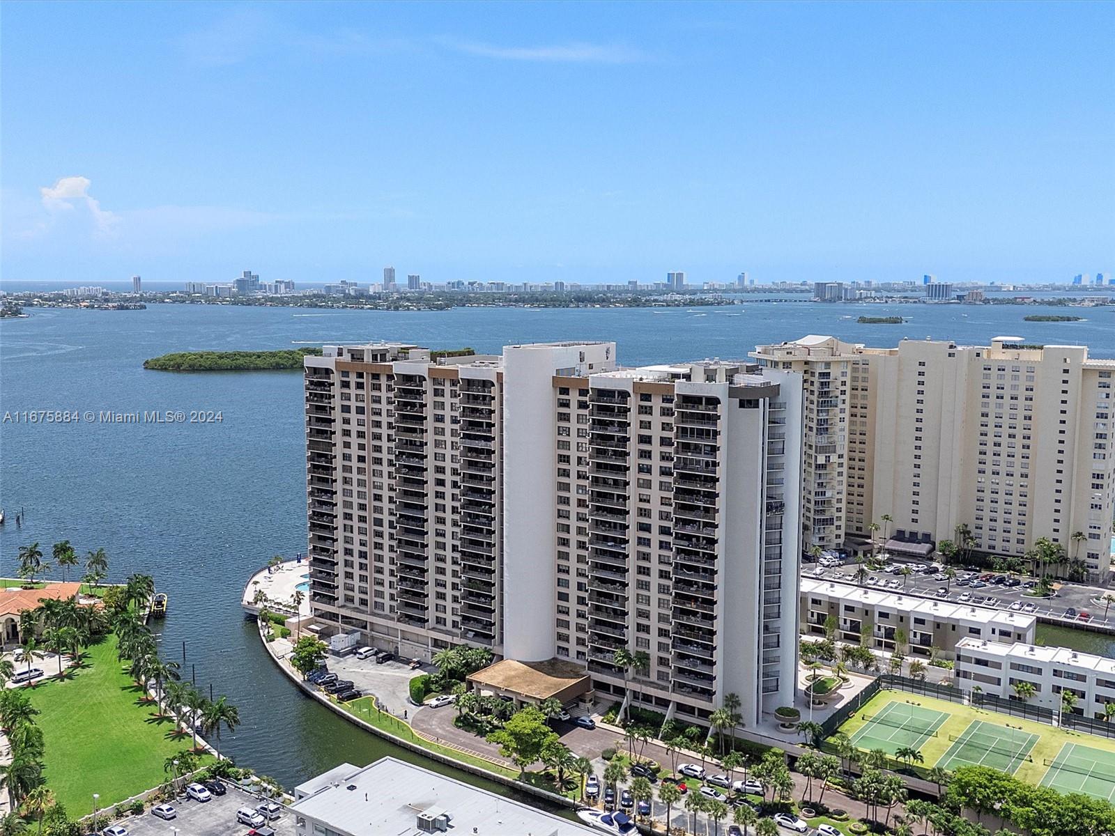 image CRICKET CLUB CONDO44