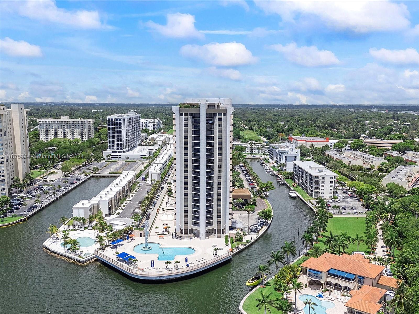 image CRICKET CLUB CONDO46