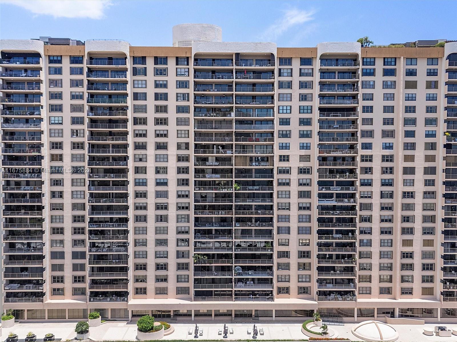 image CRICKET CLUB CONDO49