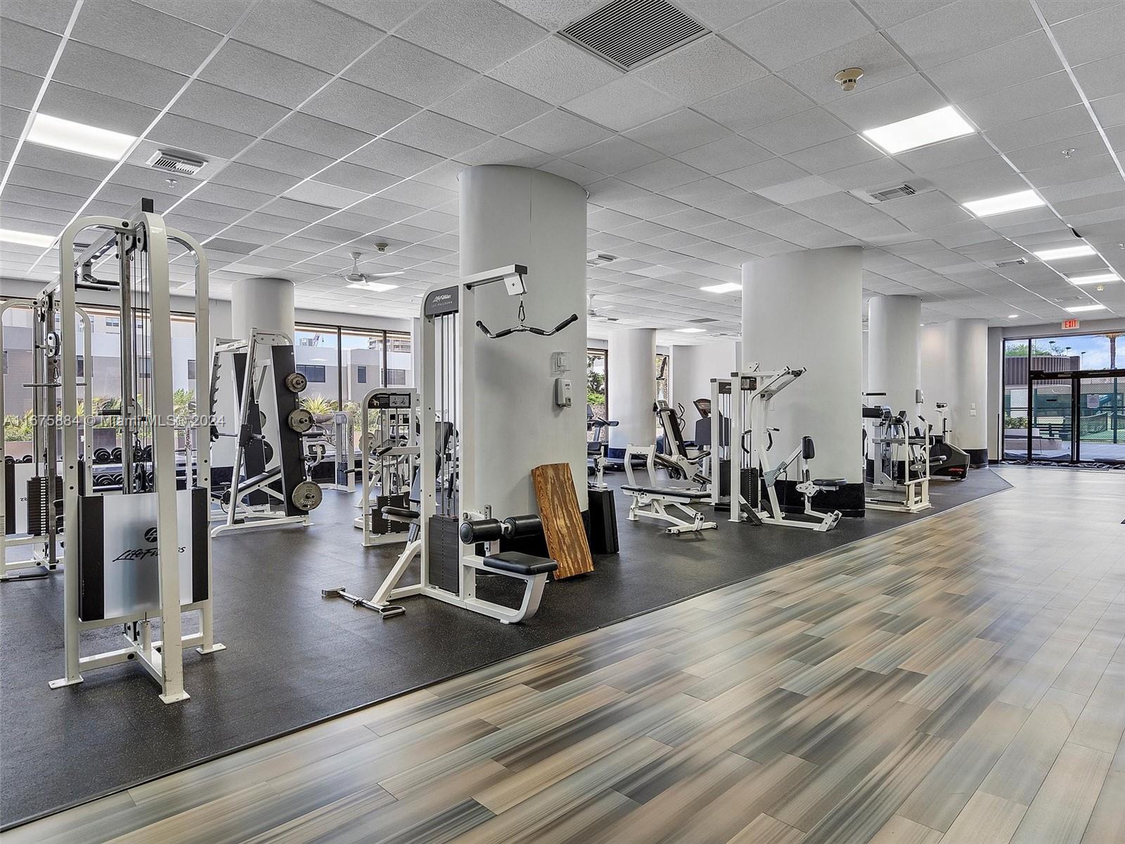 image CRICKET CLUB CONDO50