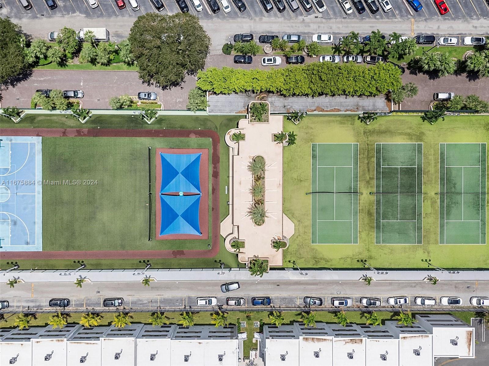 image CRICKET CLUB CONDO52