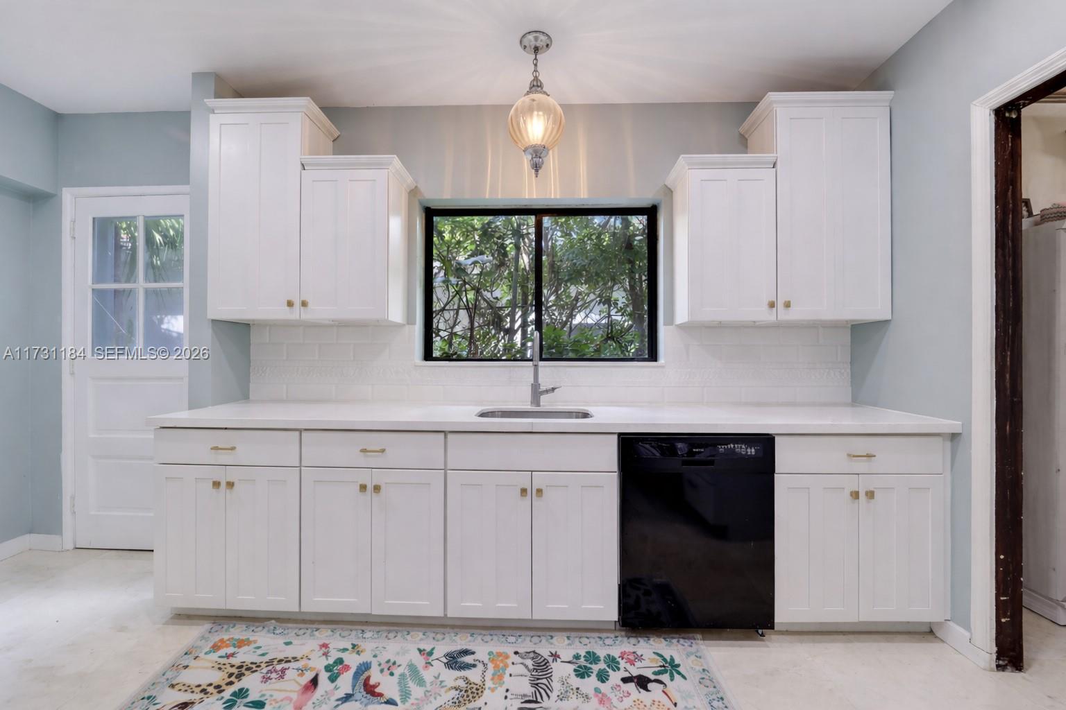 6121 La Gorce Dr Miami Beach, FL 33140