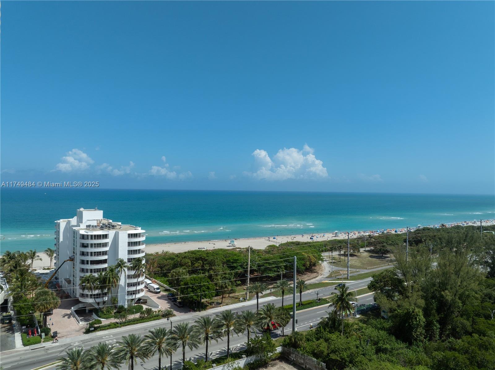 image Arlen House East Condo56