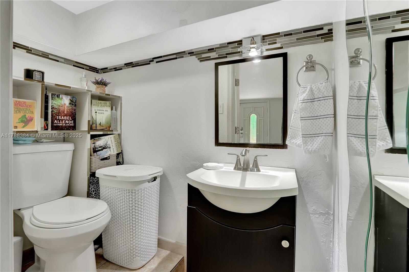 3375 SW 29th Ter Miami, FL 33133