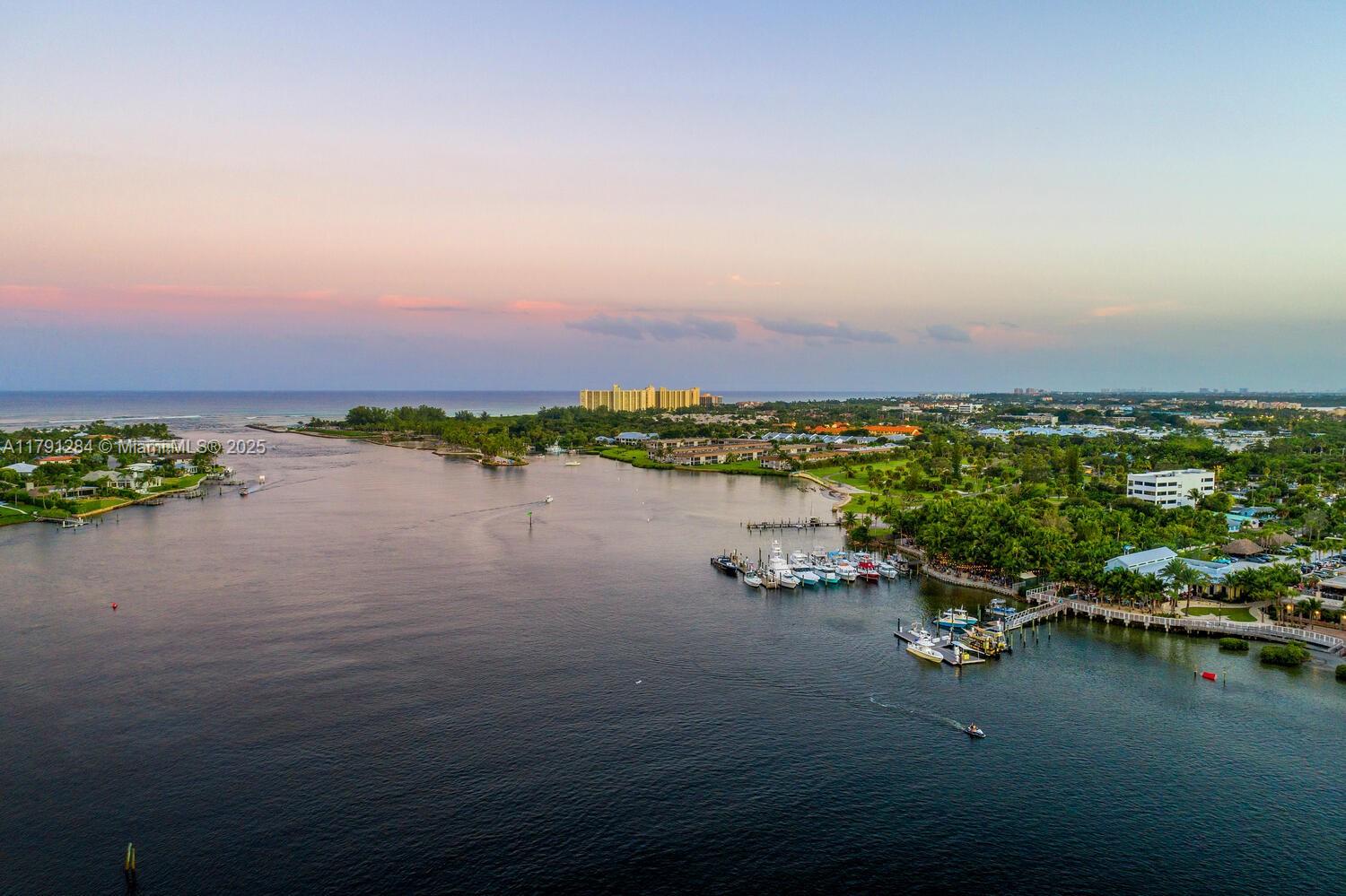 400 Ocean Trl Way #302 Jupiter, FL 33477