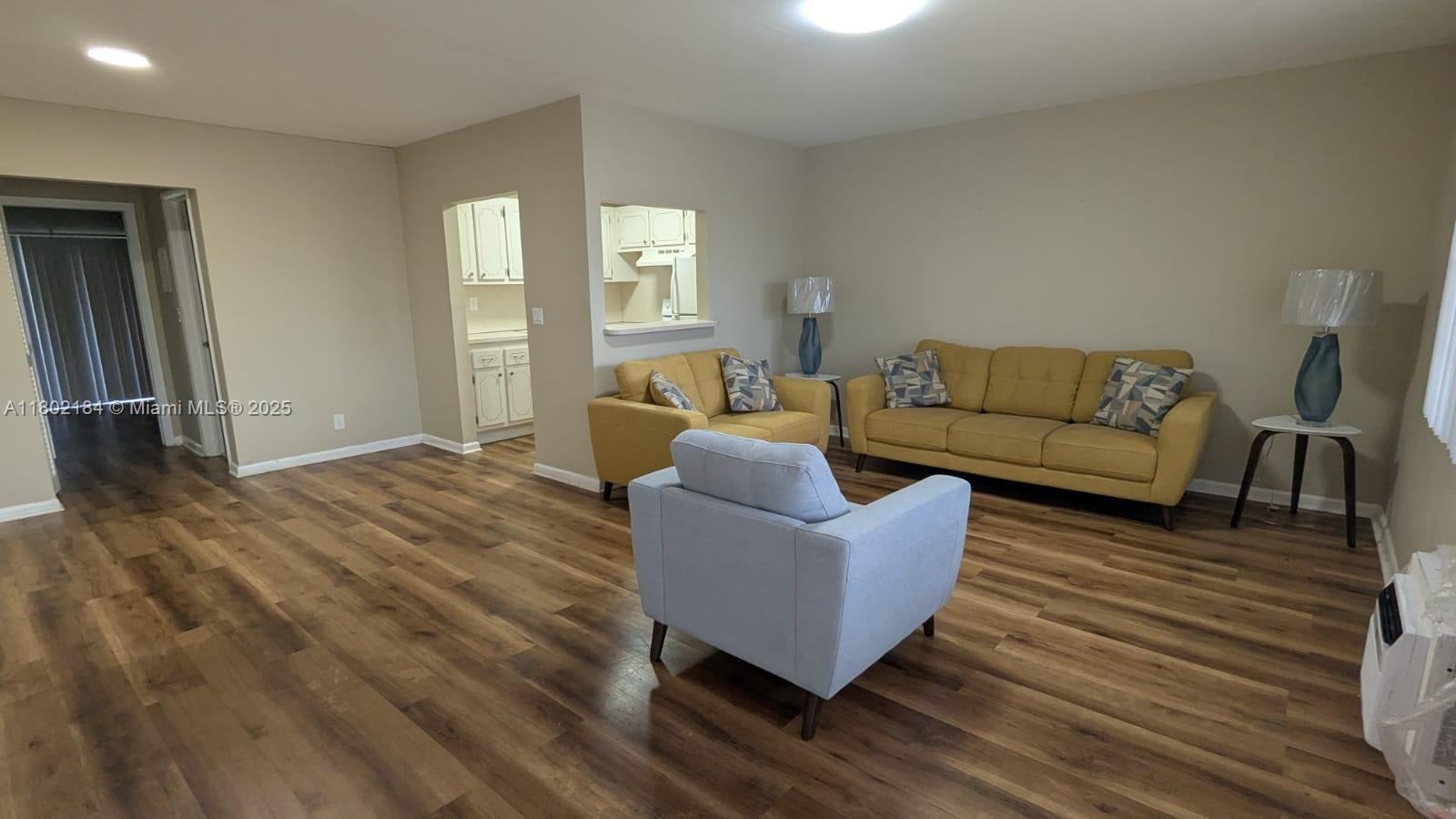 206 Norwich I #206