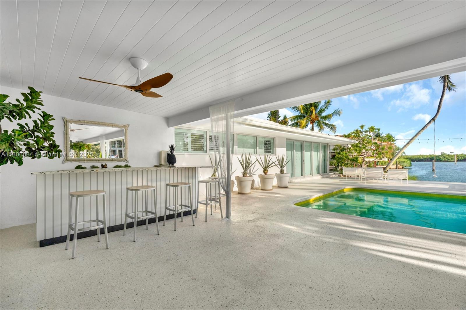 250 Knollwood Dr Key Biscayne, FL 33149 250 Knollwood Dr Key Biscayne, FL 33149