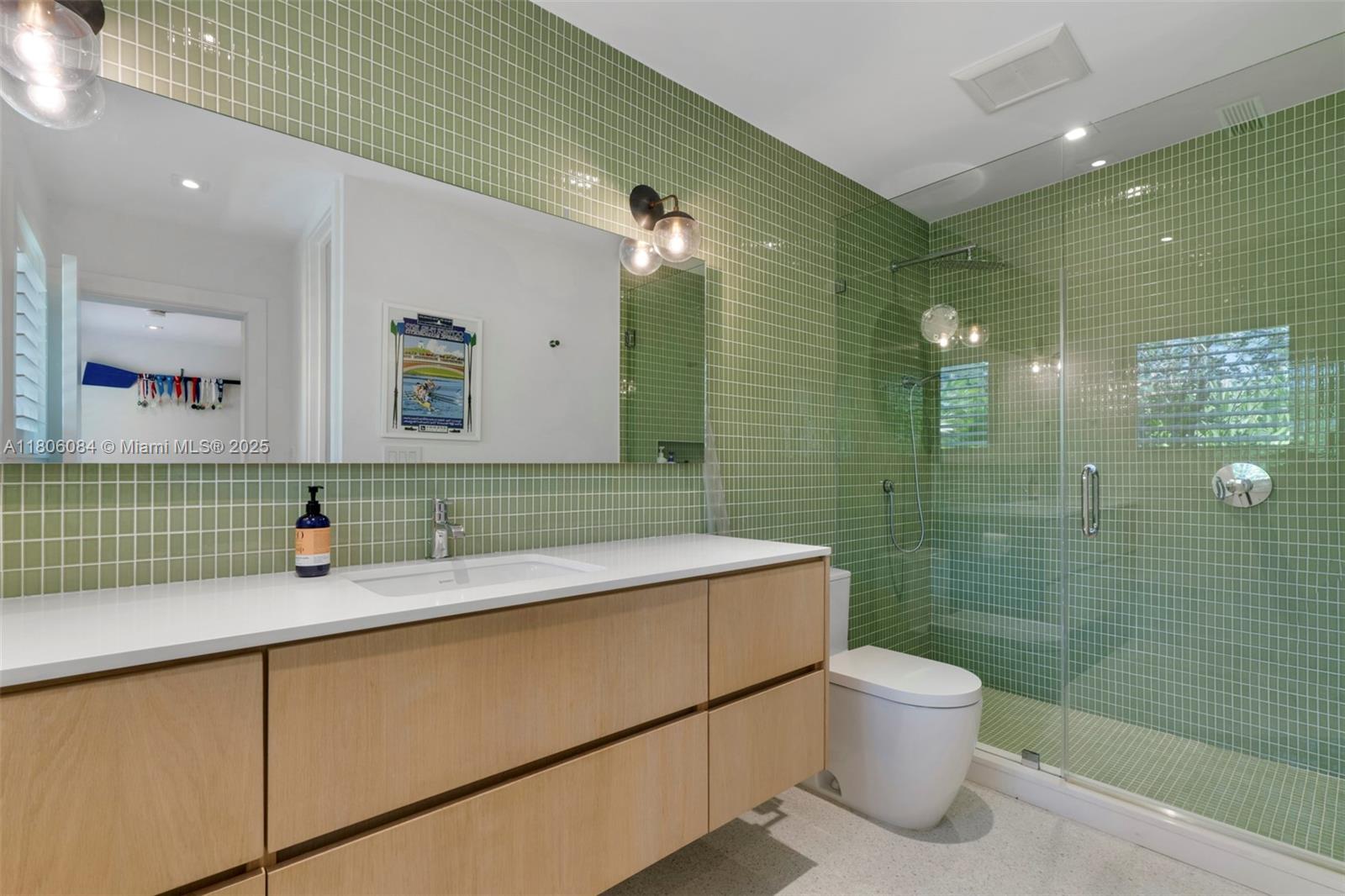 250 Knollwood Dr Key Biscayne, FL 33149 250 Knollwood Dr Key Biscayne, FL 33149
