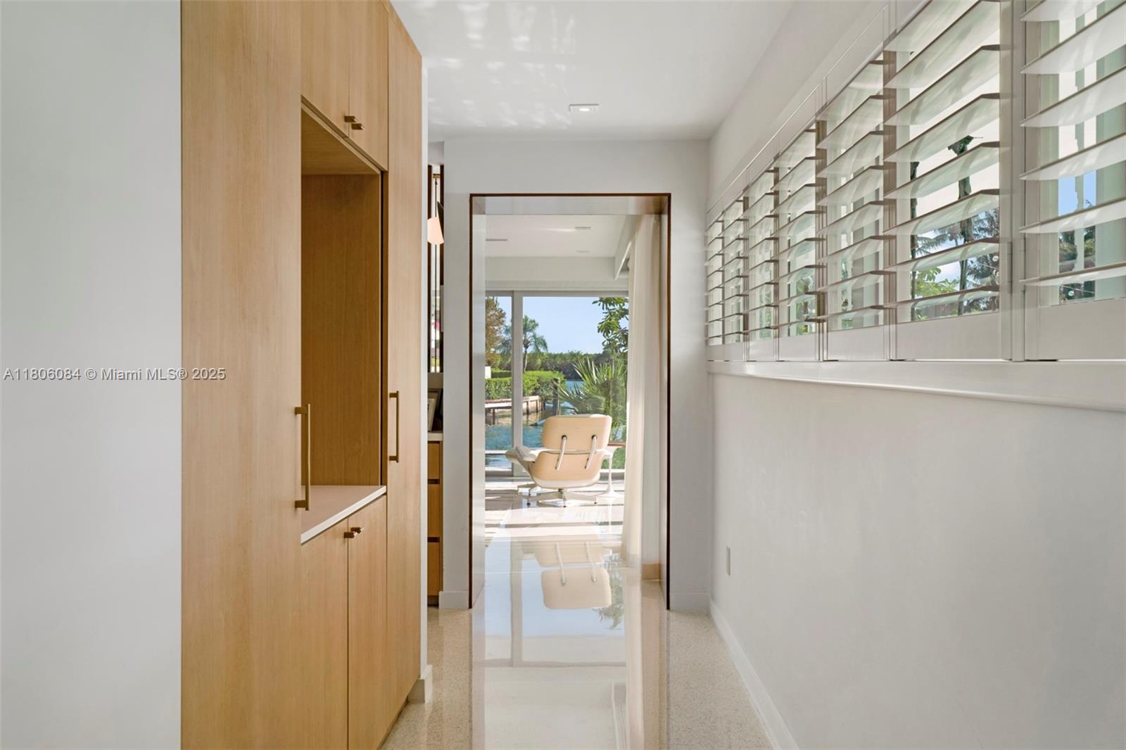 250 Knollwood Dr Key Biscayne, FL 33149 250 Knollwood Dr Key Biscayne, FL 33149