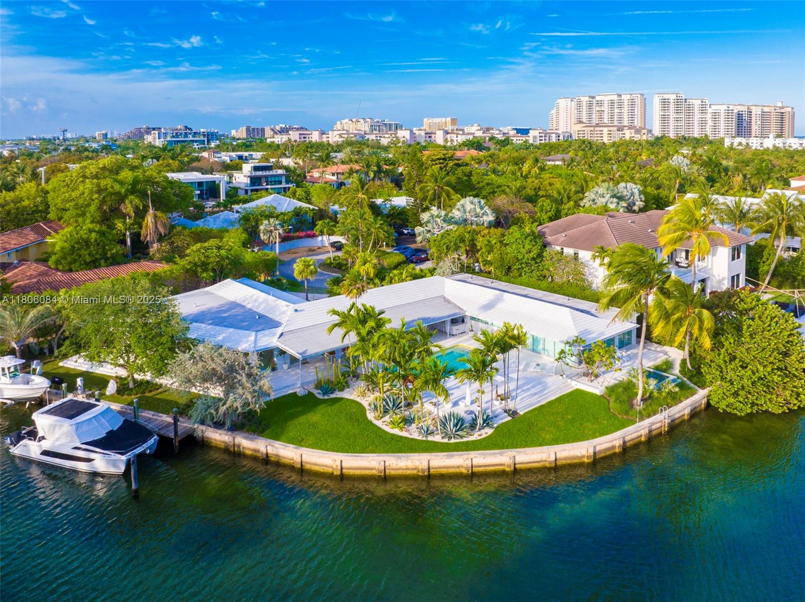 250 Knollwood Dr Key Biscayne, FL 33149 250 Knollwood Dr Key Biscayne, FL 33149