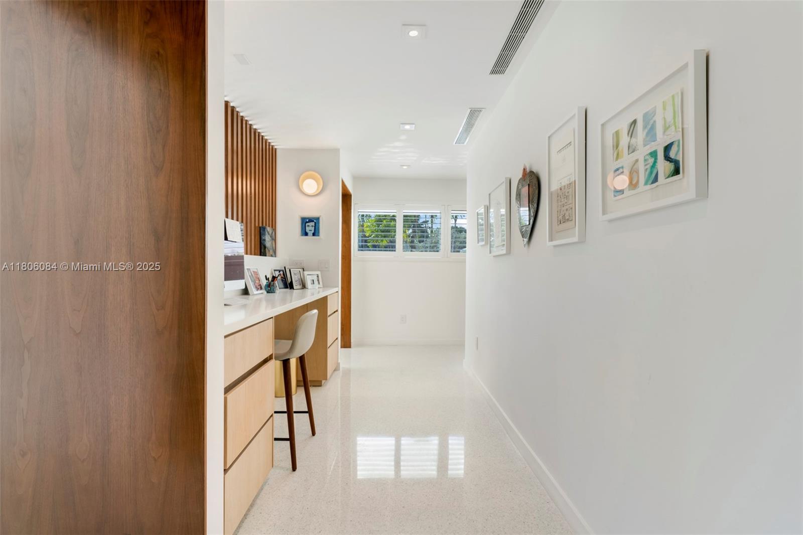 250 Knollwood Dr Key Biscayne, FL 33149 250 Knollwood Dr Key Biscayne, FL 33149